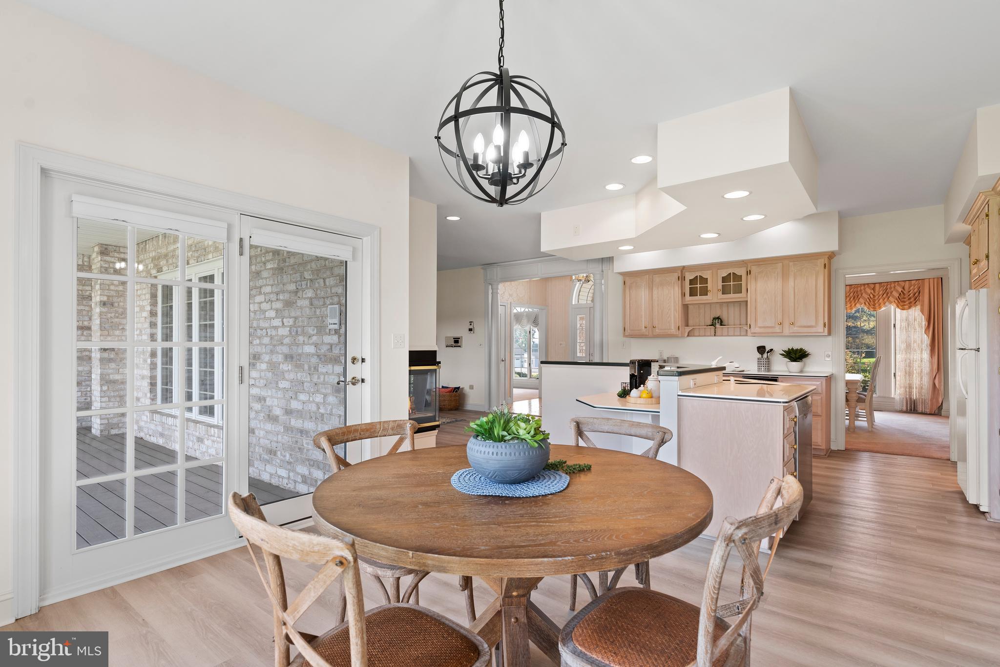 MEADOWVIEW ESTATES - Residential