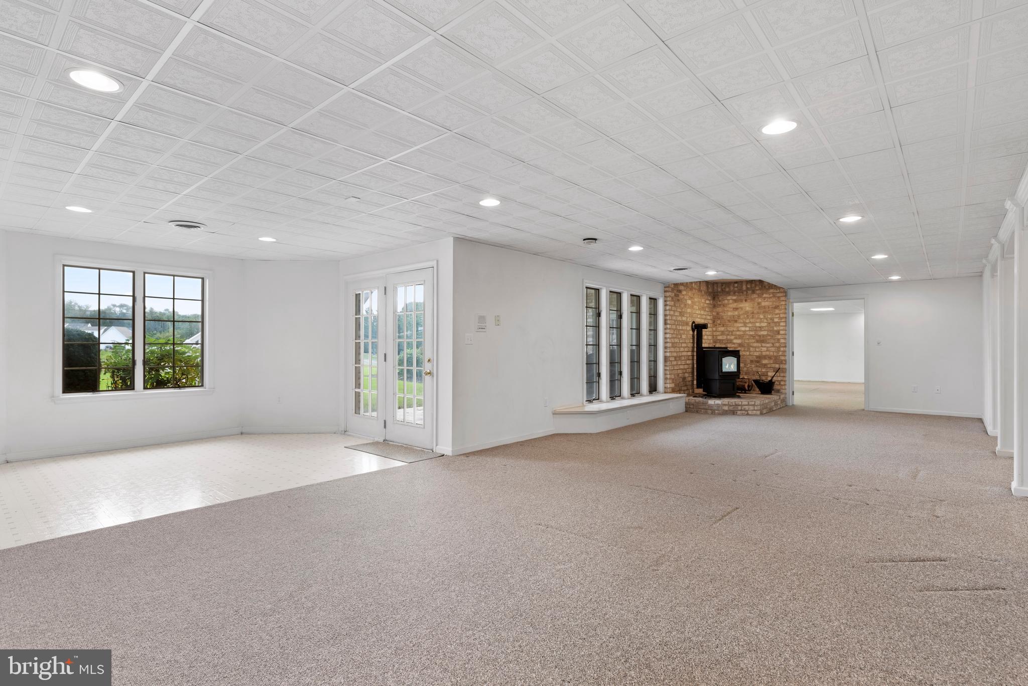 MEADOWVIEW ESTATES - Residential