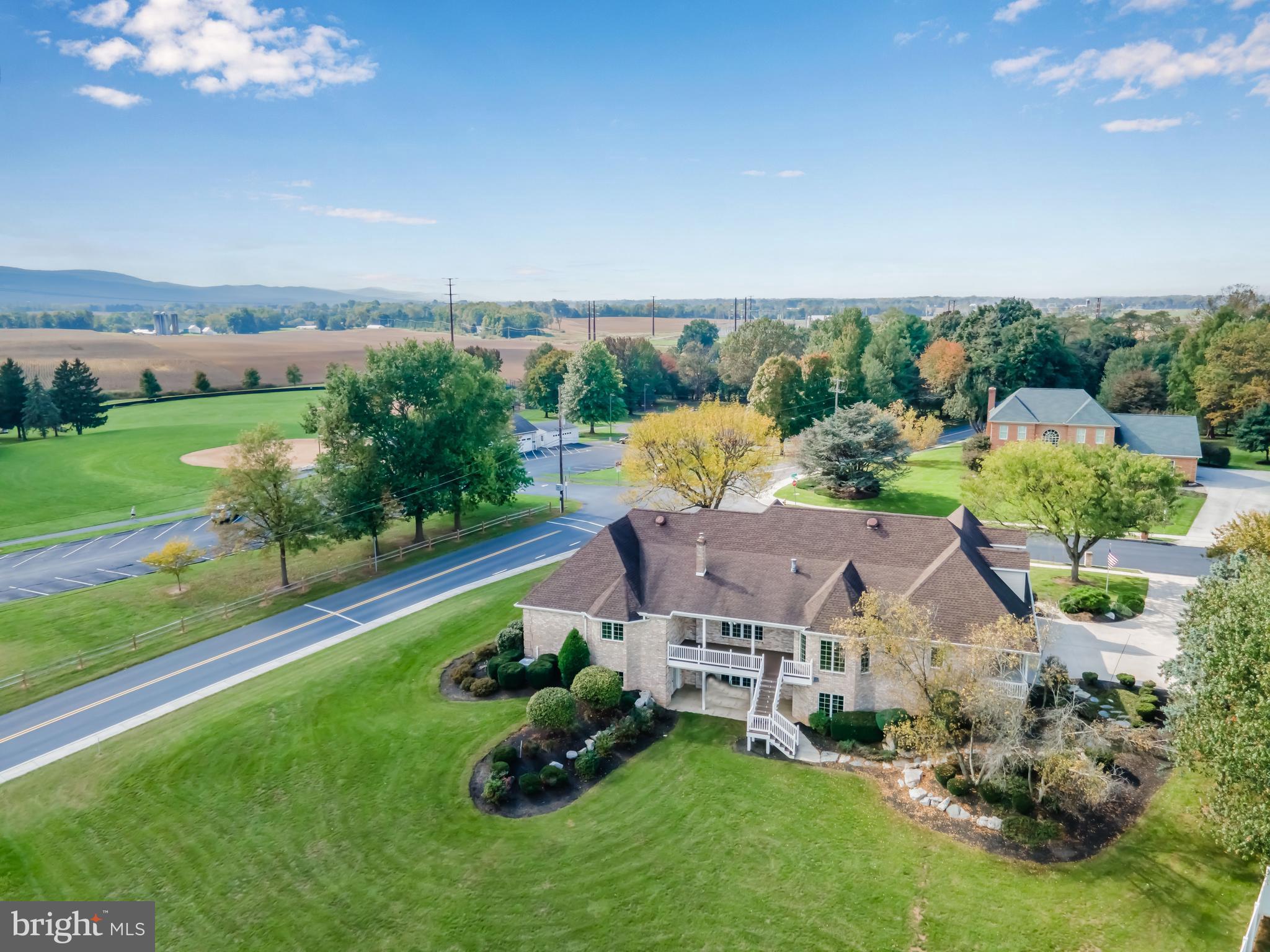 MEADOWVIEW ESTATES - Residential