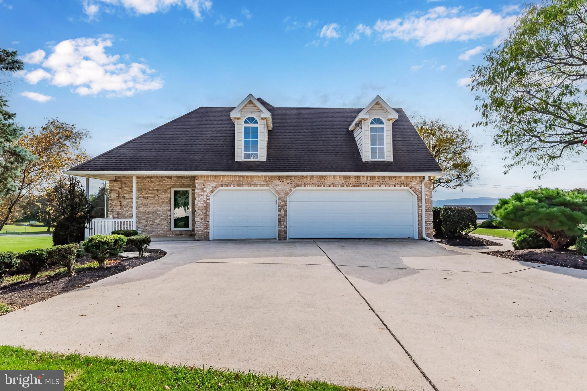 MEADOWVIEW ESTATES - Residential