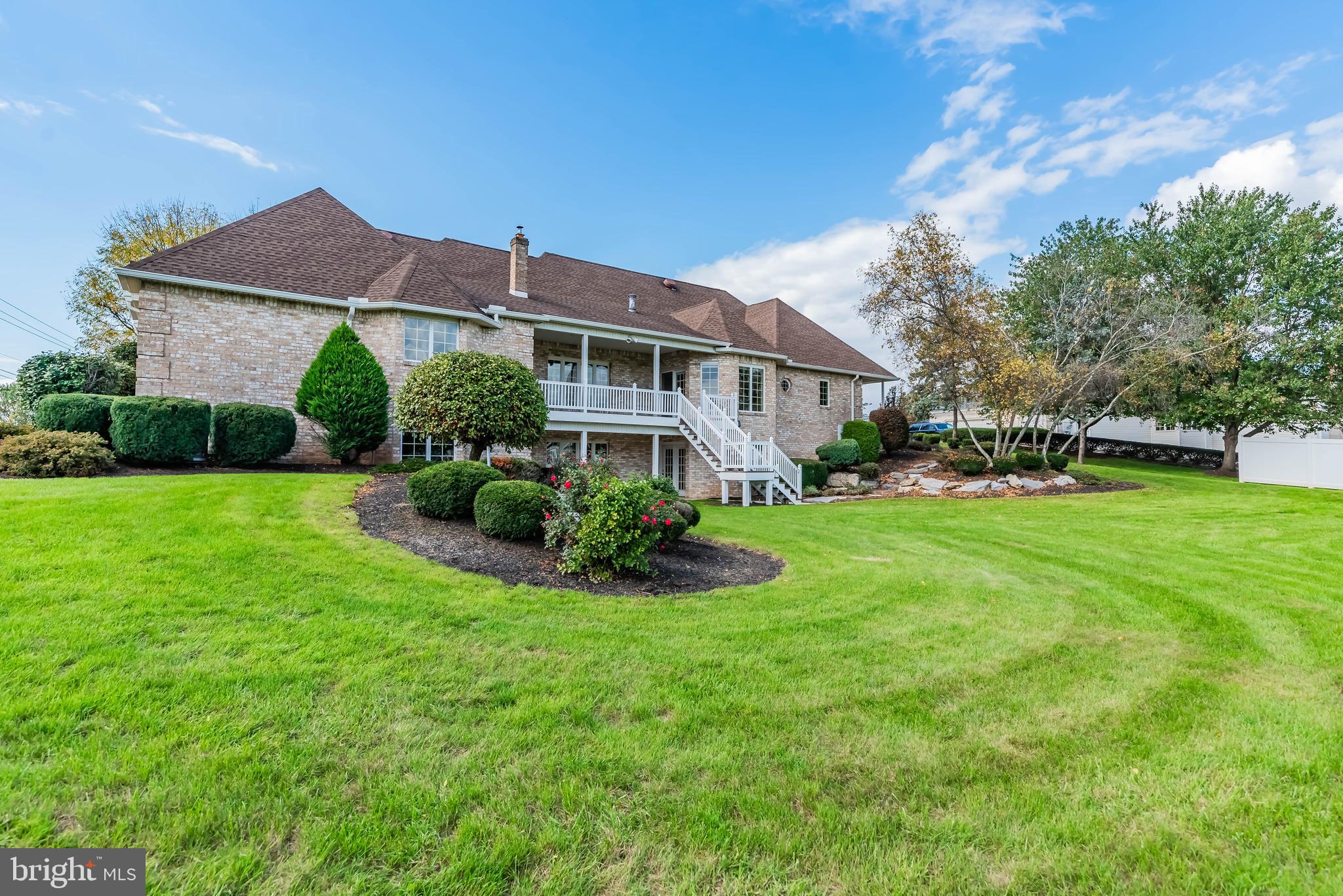 MEADOWVIEW ESTATES - Residential