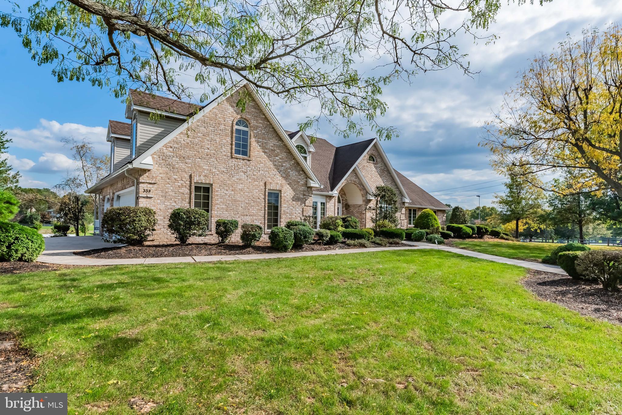 MEADOWVIEW ESTATES - Residential