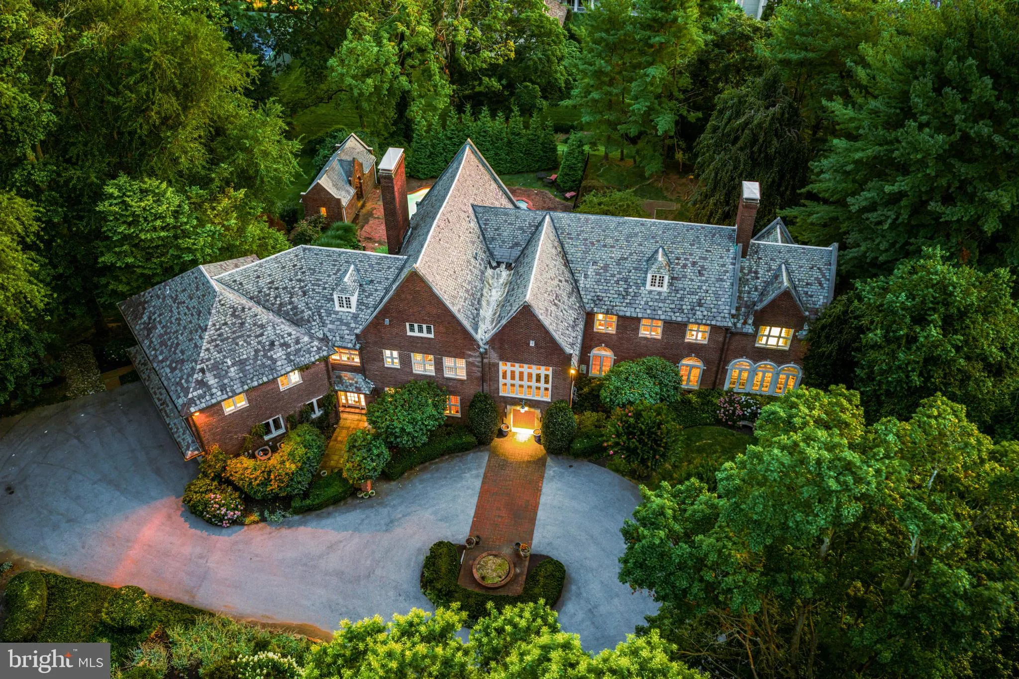 Villanova, Pennsylvania 19085, United States, 6 Bedrooms Bedrooms, ,8 BathroomsBathrooms,Residential,Active,216041