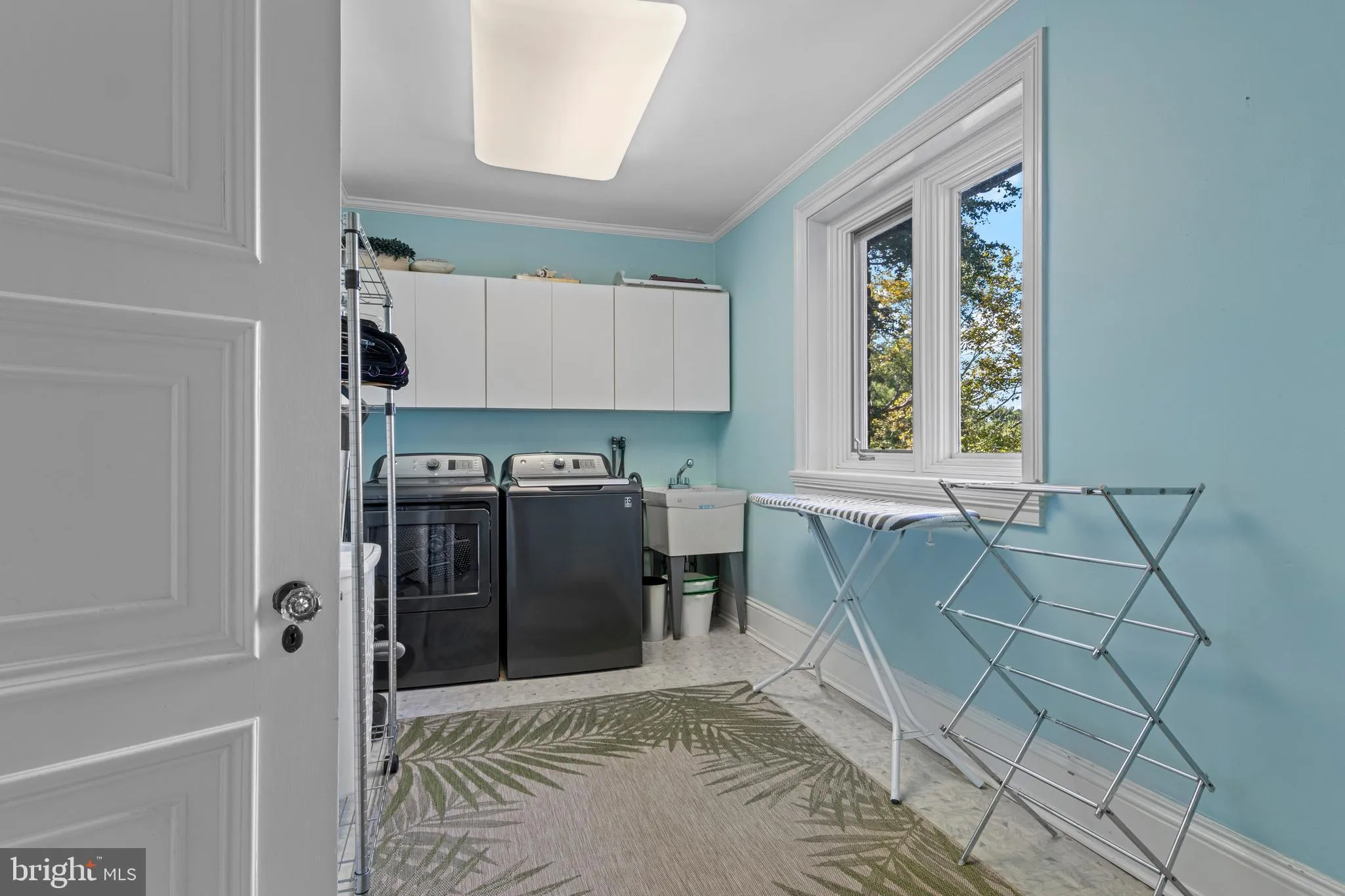 Villanova, Pennsylvania 19085, United States, 6 Bedrooms Bedrooms, ,8 BathroomsBathrooms,Residential,Active,216041