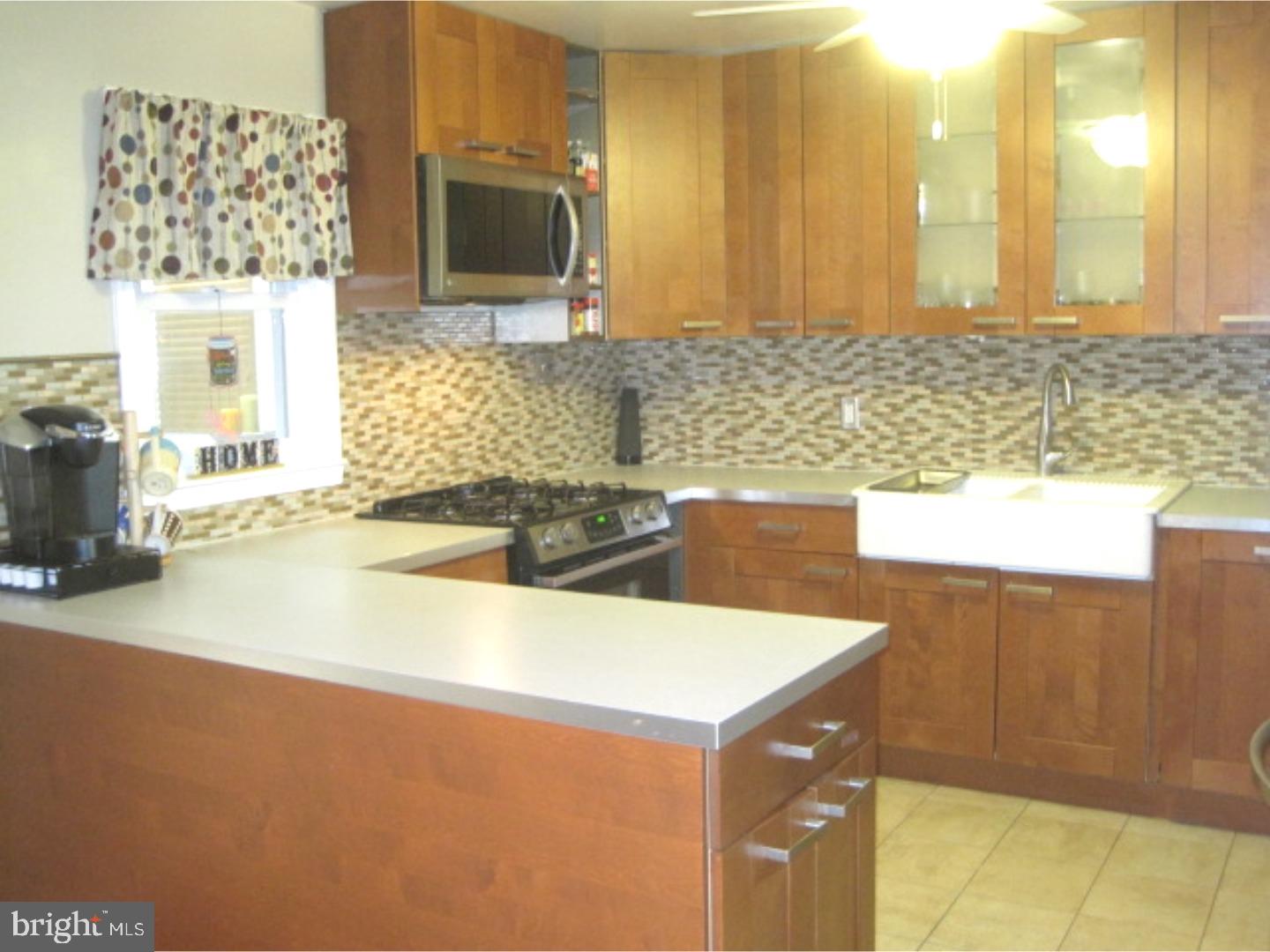 PLYMOUTH HILLS - Residential