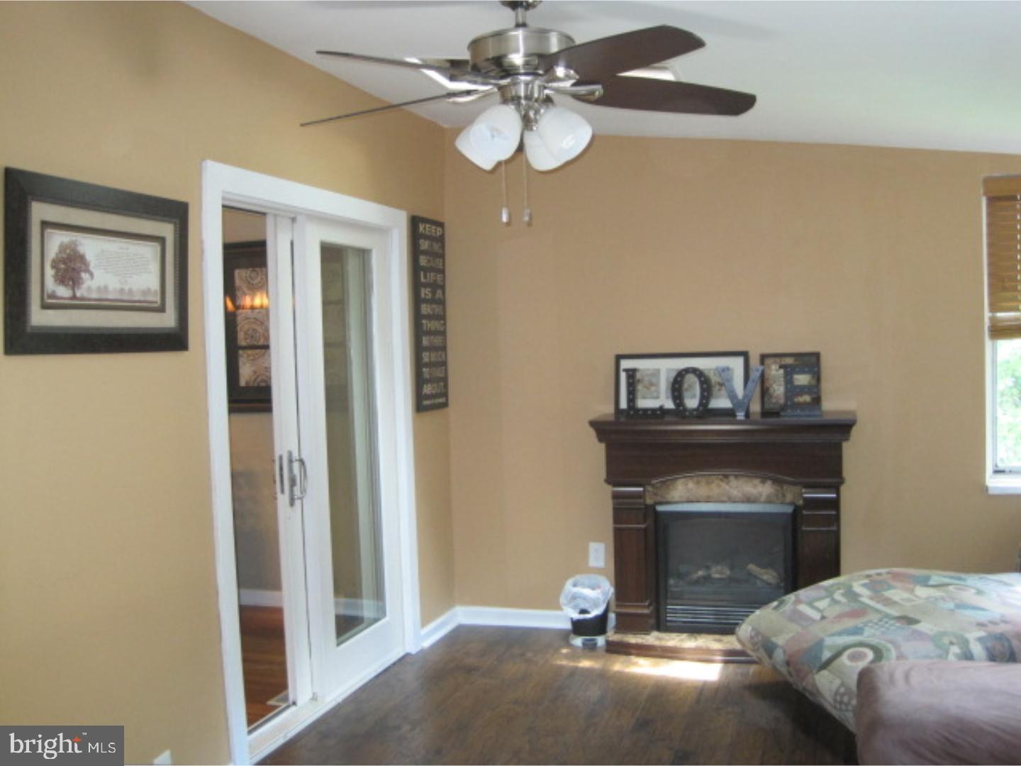 PLYMOUTH HILLS - Residential