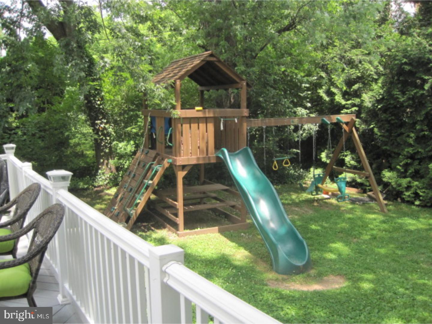 PLYMOUTH HILLS - Residential