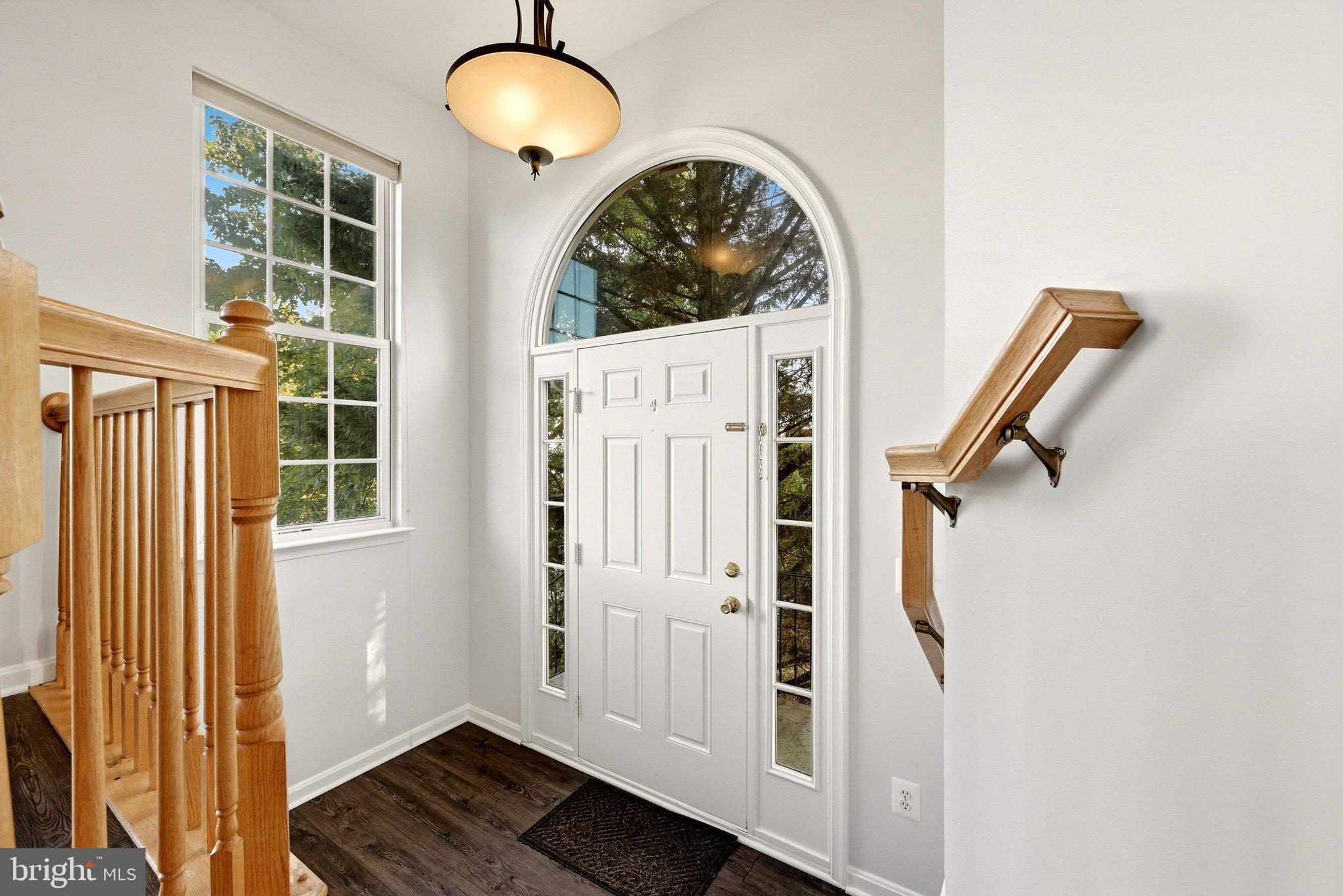 18547 SIERRA SPRINGS SQUARE