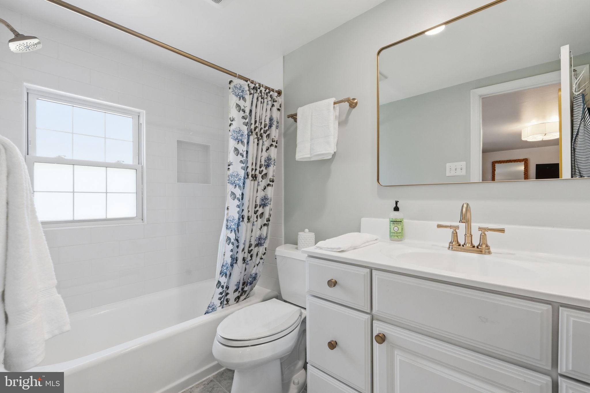 HILLBROOK FOREST - Residential