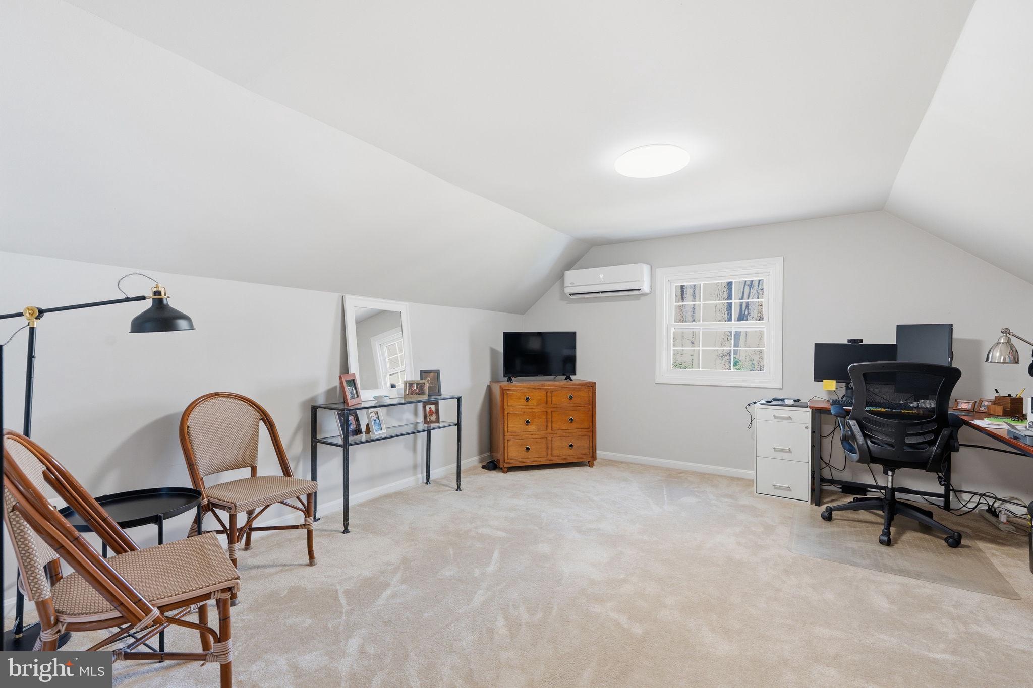 HILLBROOK FOREST - Residential