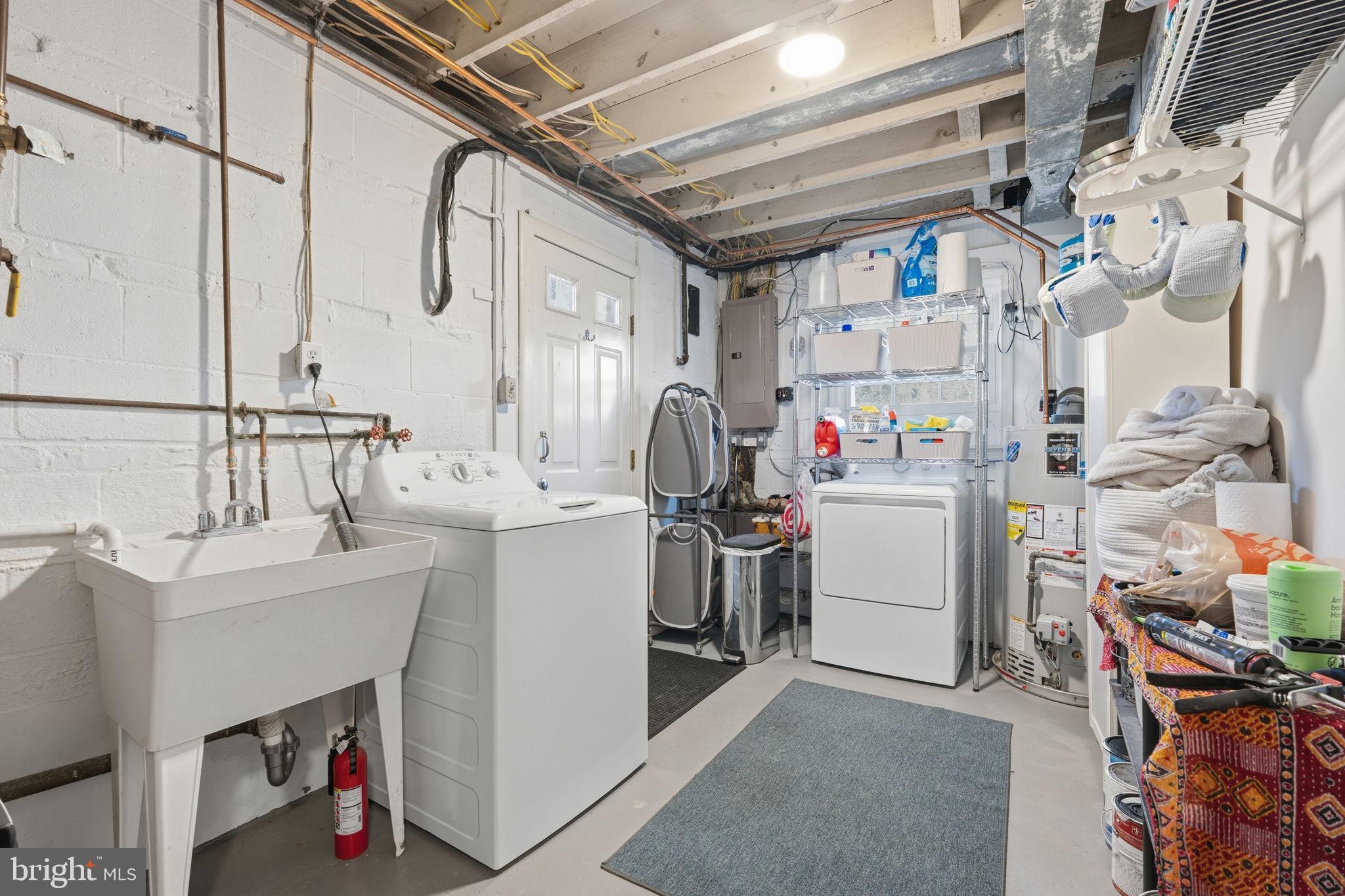 HILLBROOK FOREST - Residential