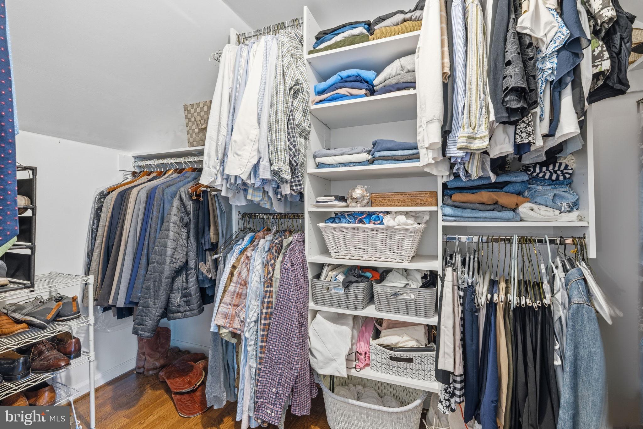 HILLBROOK FOREST - Residential