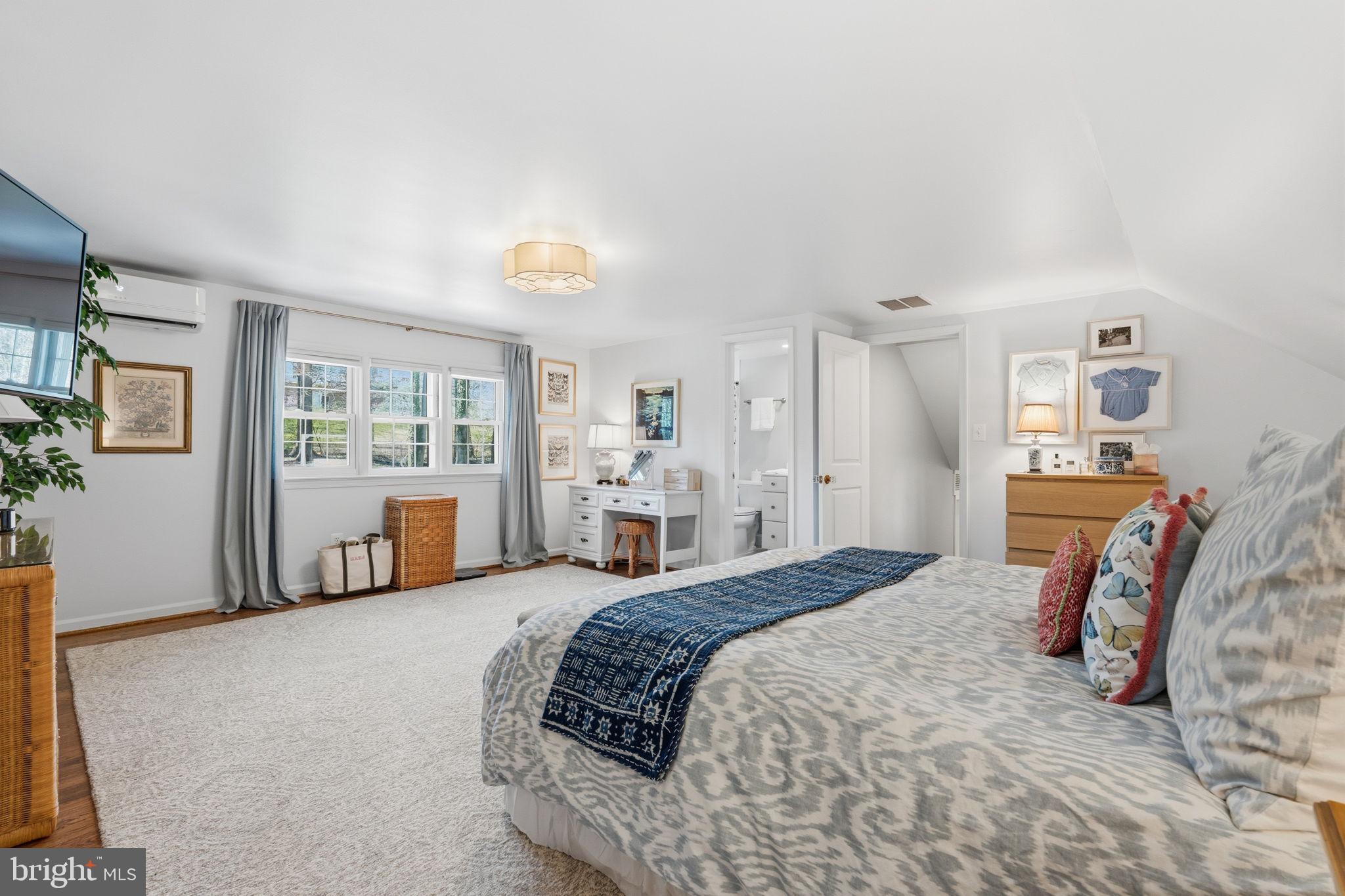 HILLBROOK FOREST - Residential