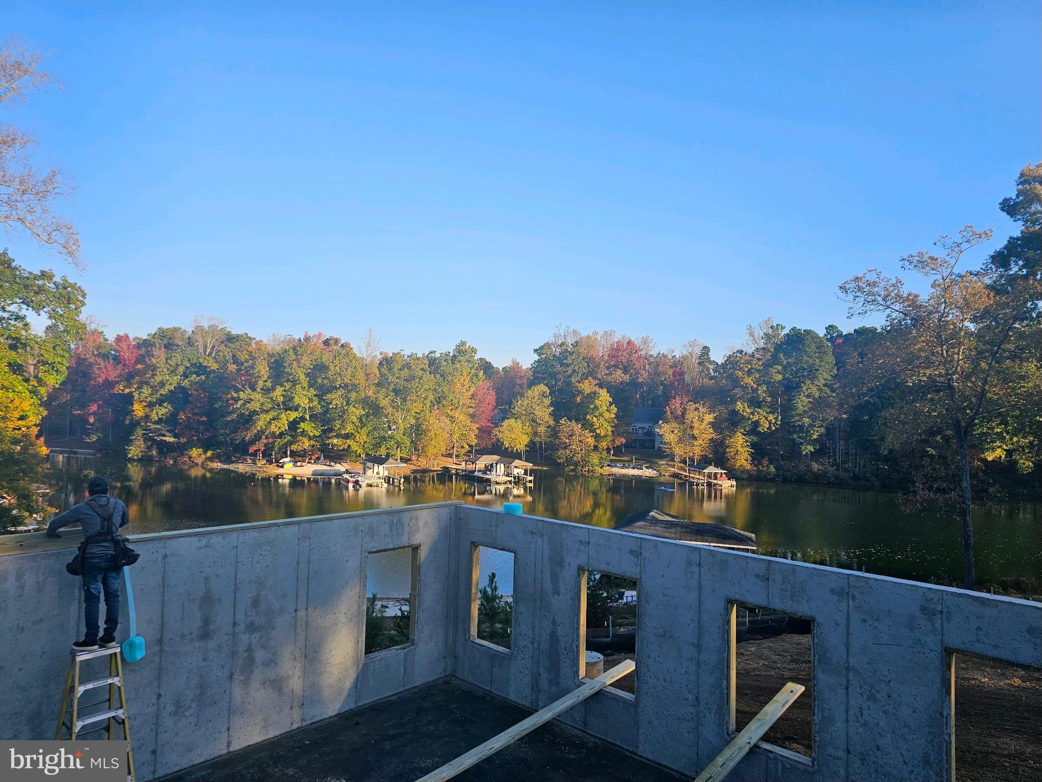 THE WATERS AT LAKE ANNA - Residential
