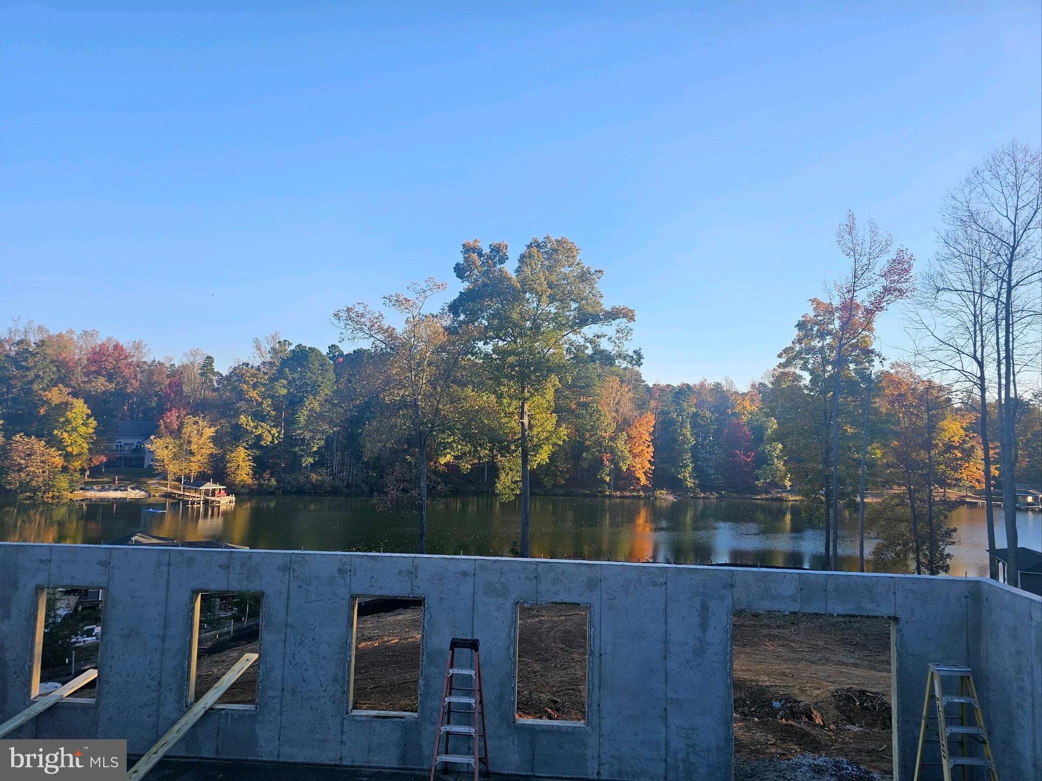THE WATERS AT LAKE ANNA - Residential