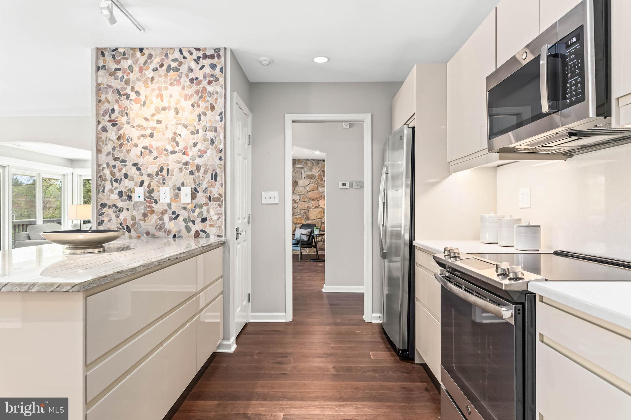 HERMITAGE - Residential