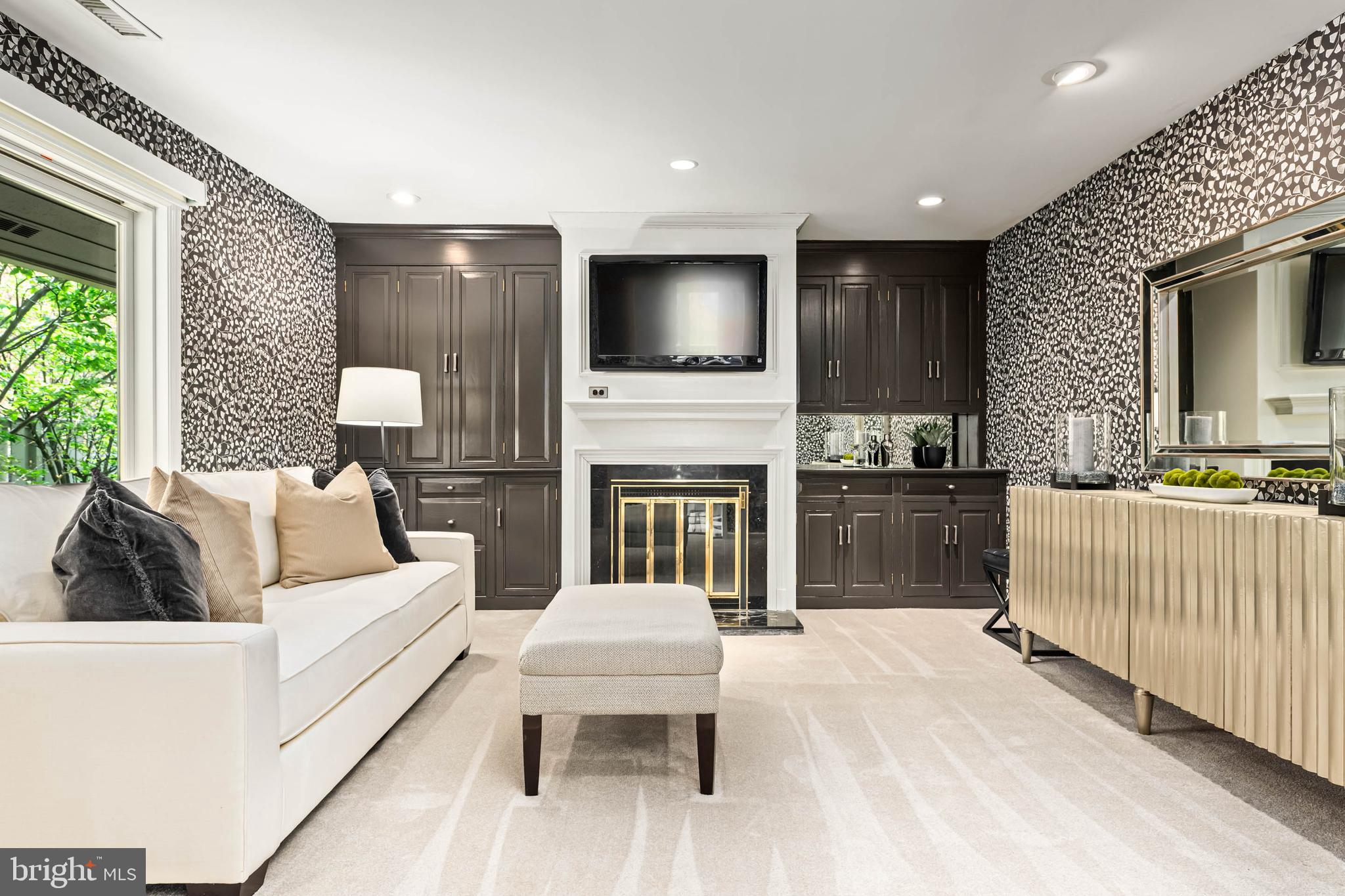 HERMITAGE - Residential