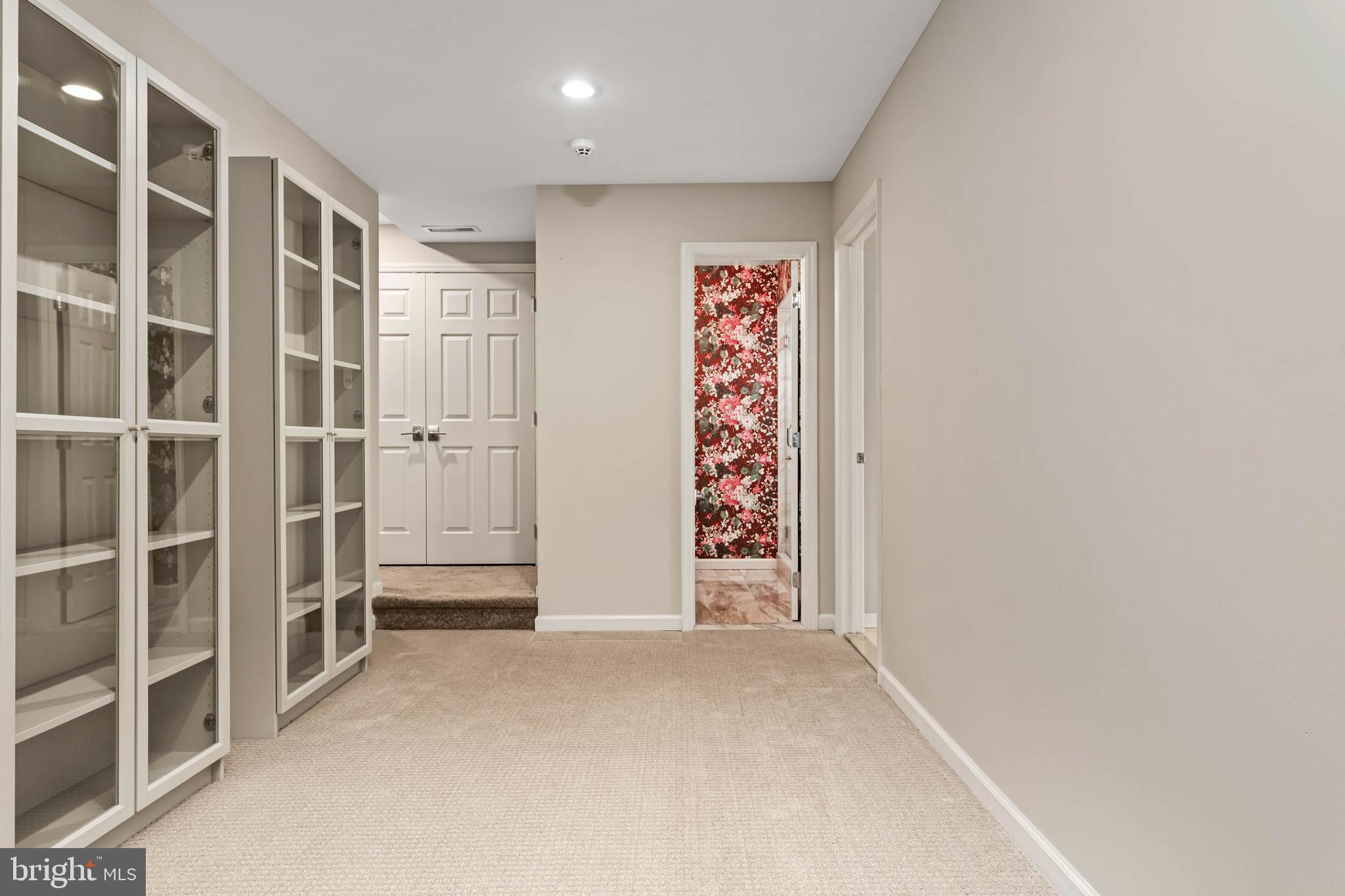 HERMITAGE - Residential