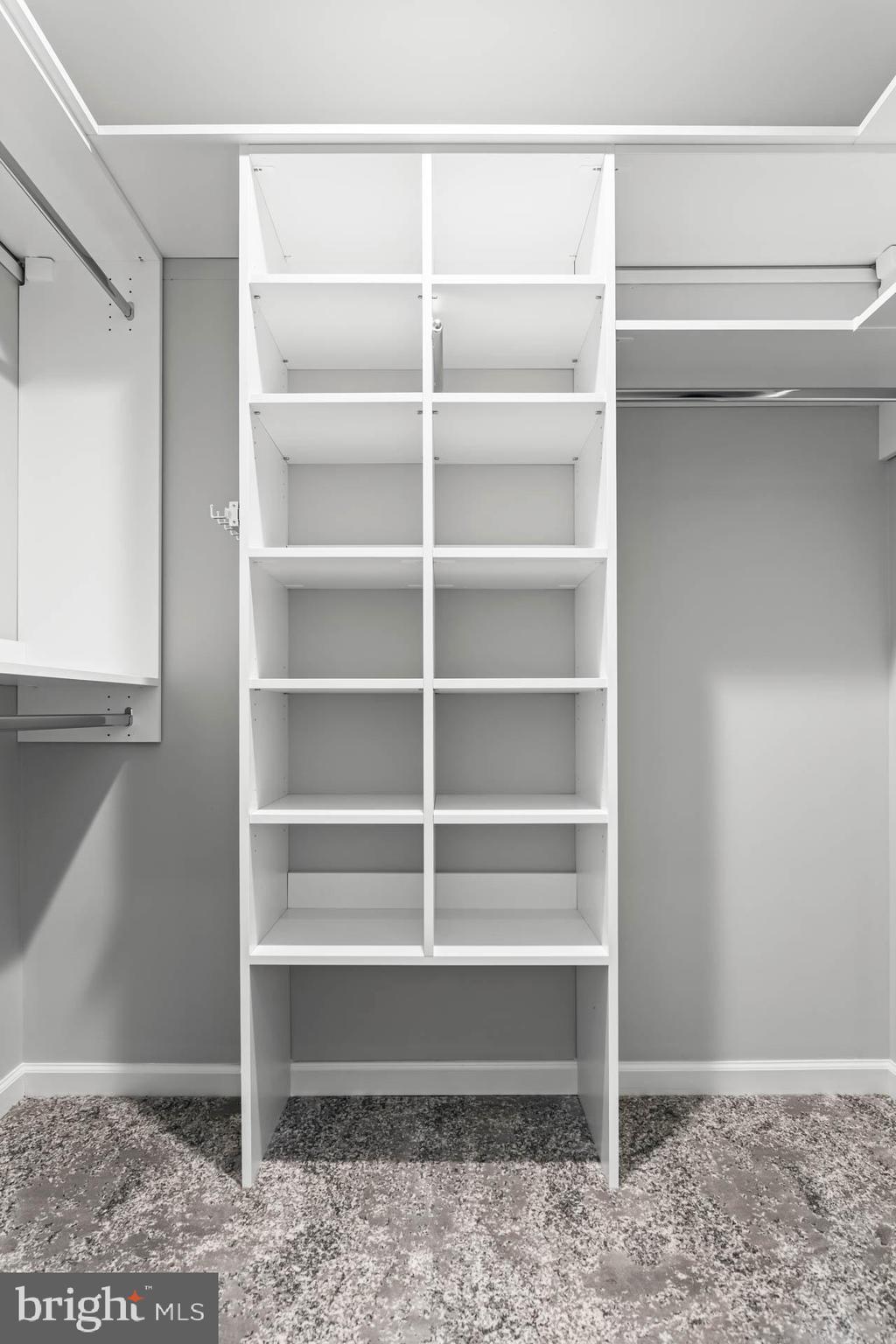 HERMITAGE - Residential