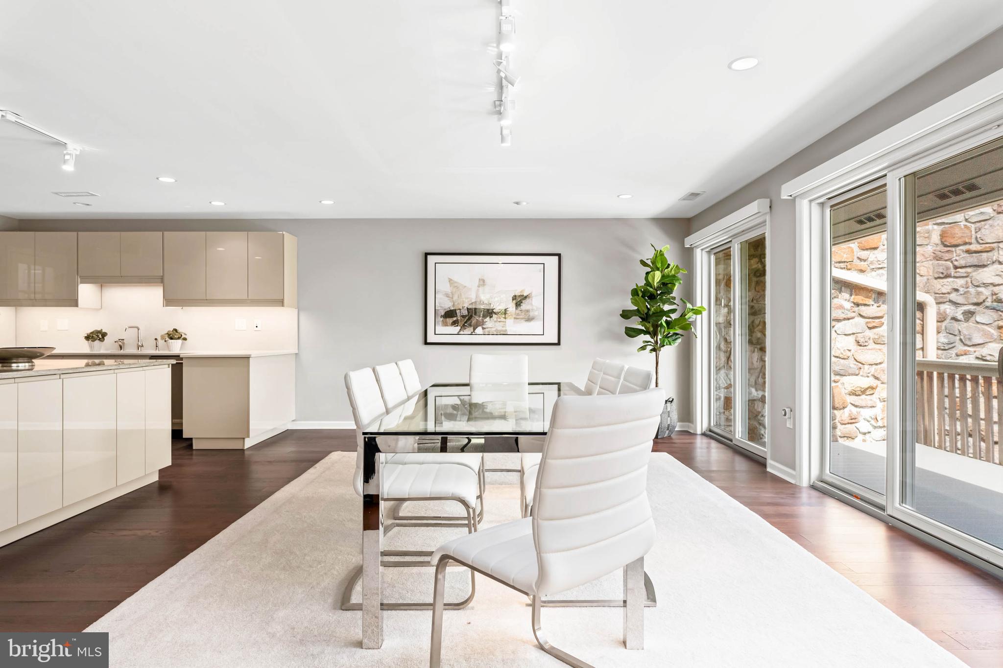 HERMITAGE - Residential