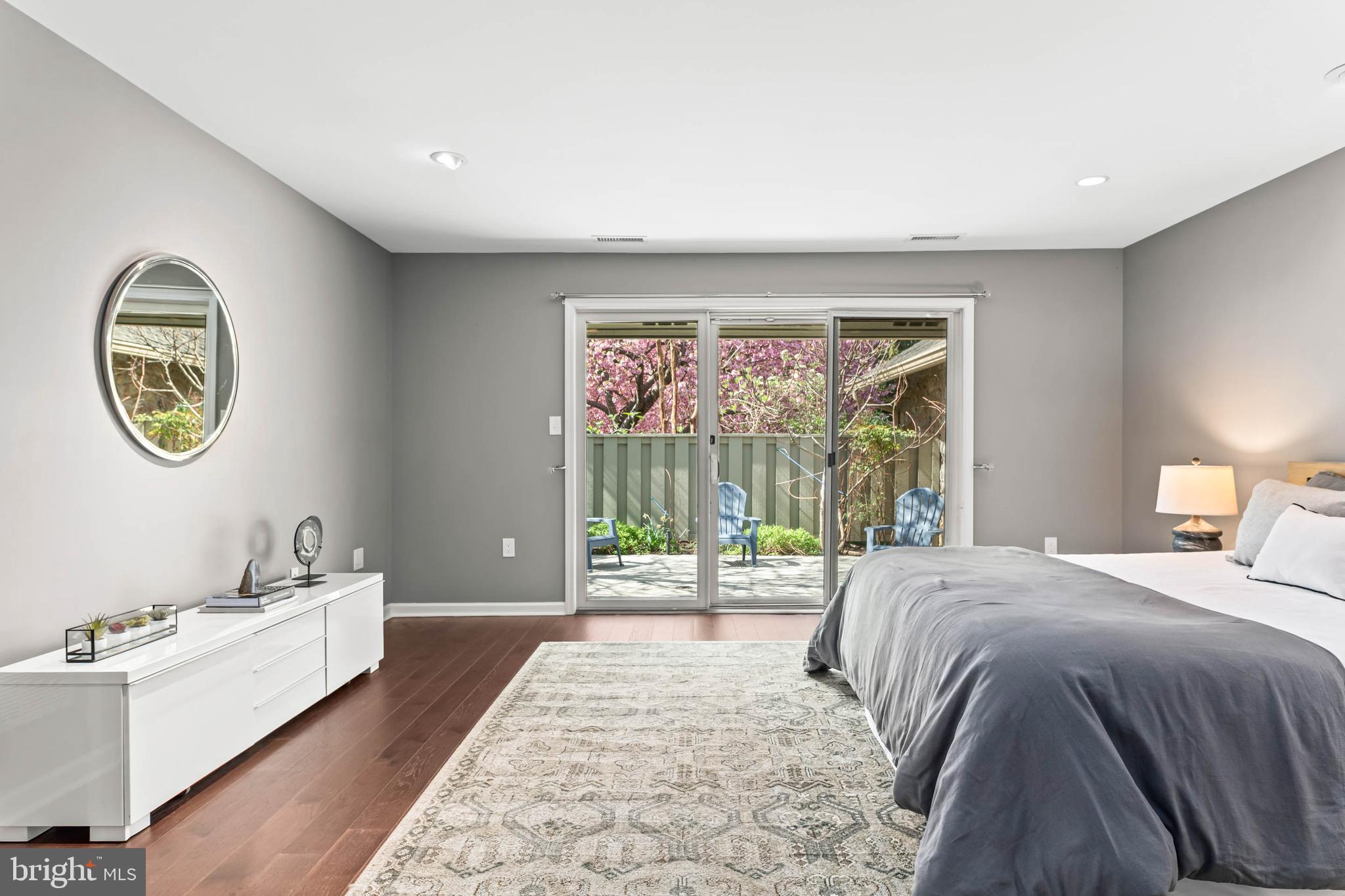 HERMITAGE - Residential