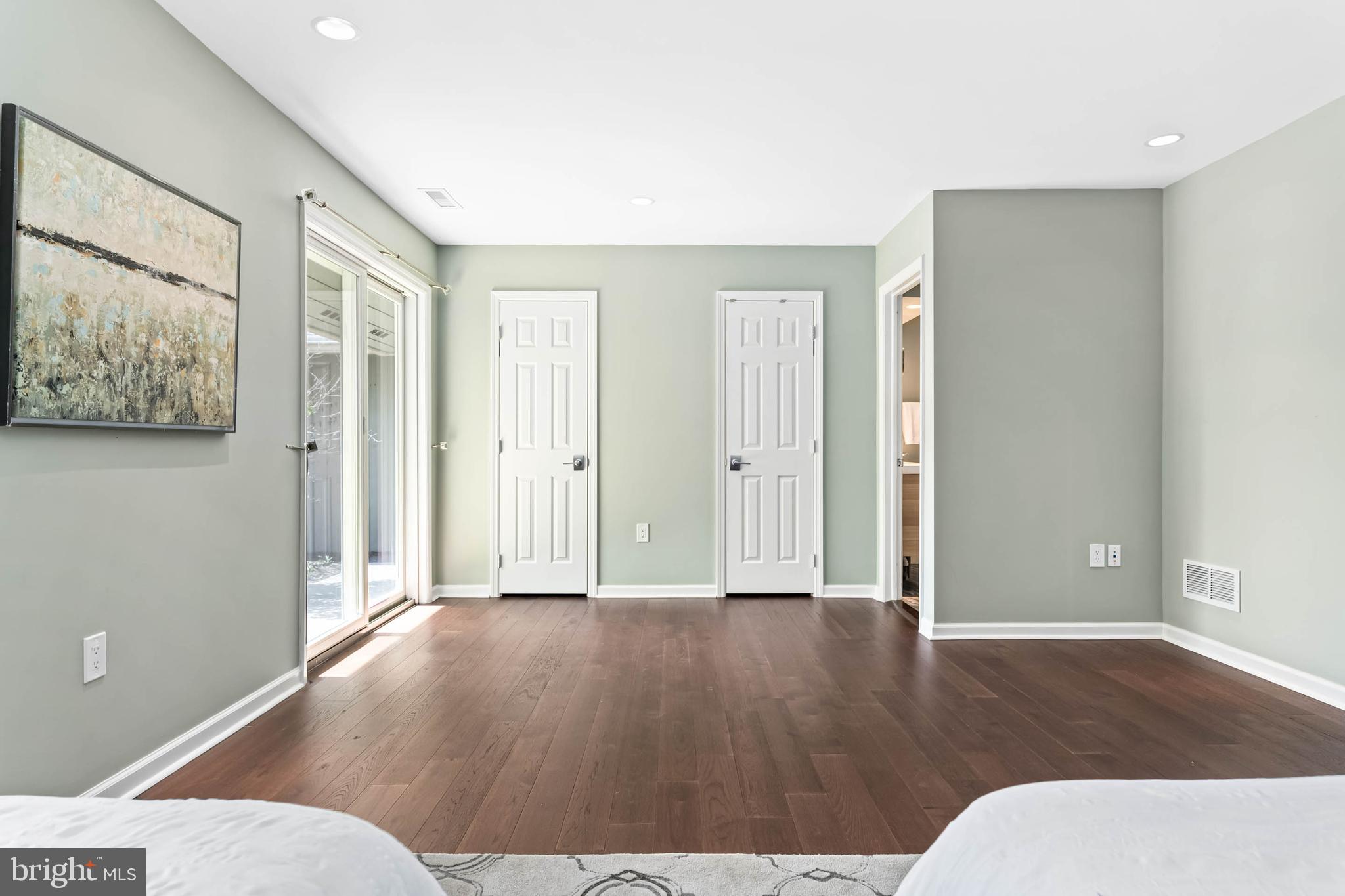 HERMITAGE - Residential