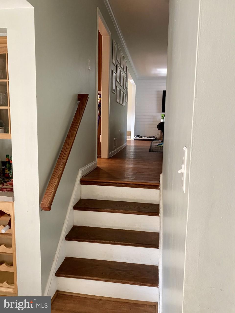 KINGS PARK WEST - Residential Lease