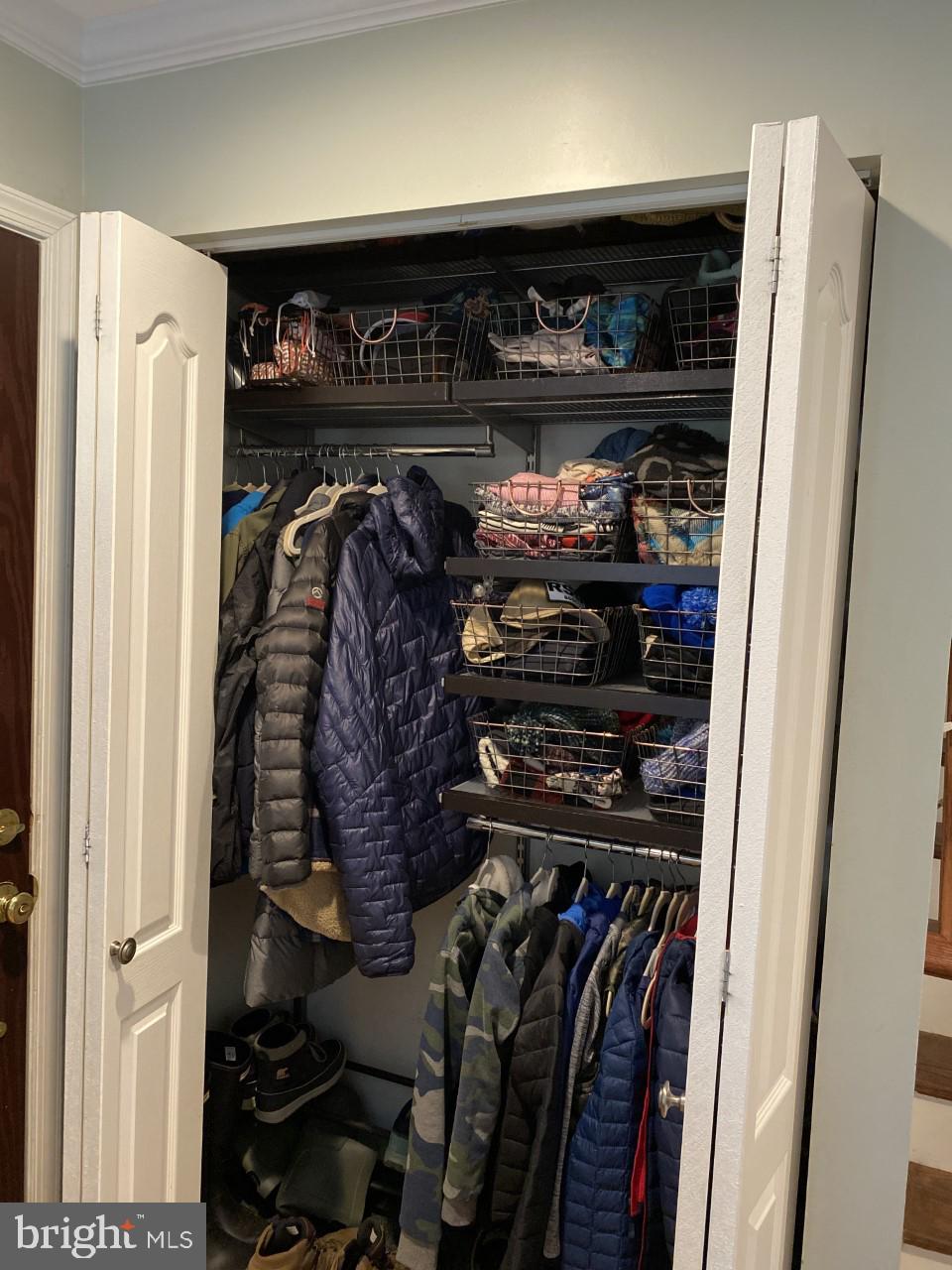 KINGS PARK WEST - Residential Lease