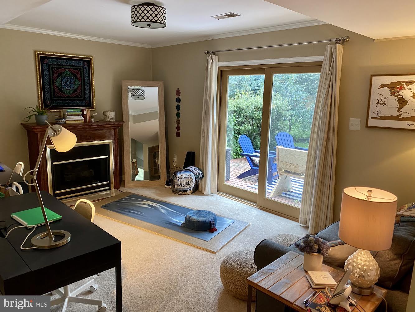 KINGS PARK WEST - Residential Lease