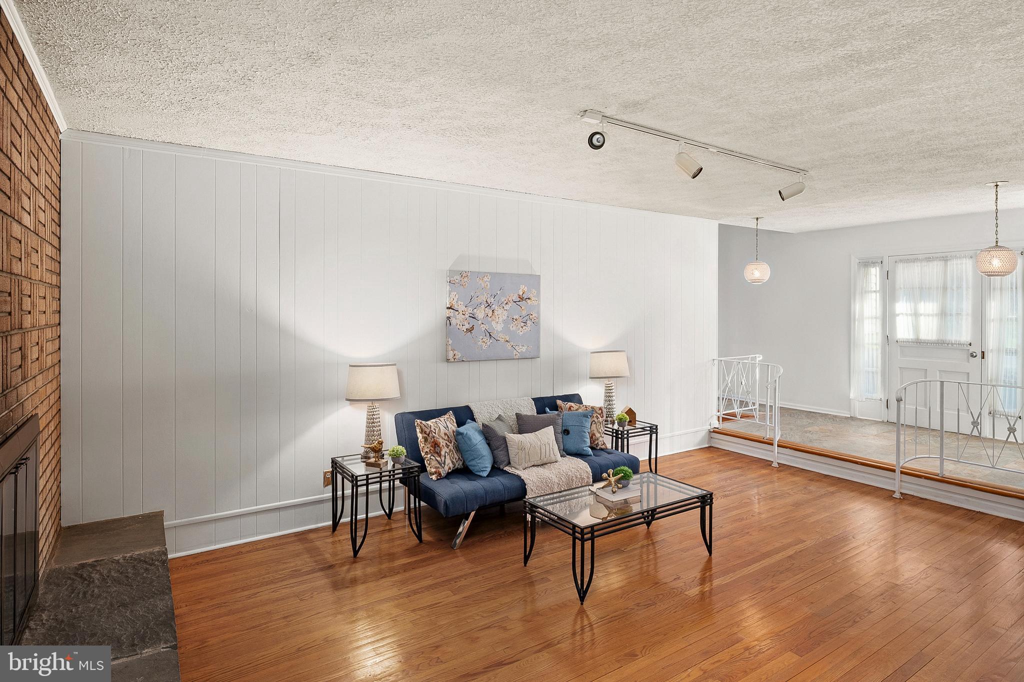 BROOKWOOD - Residential