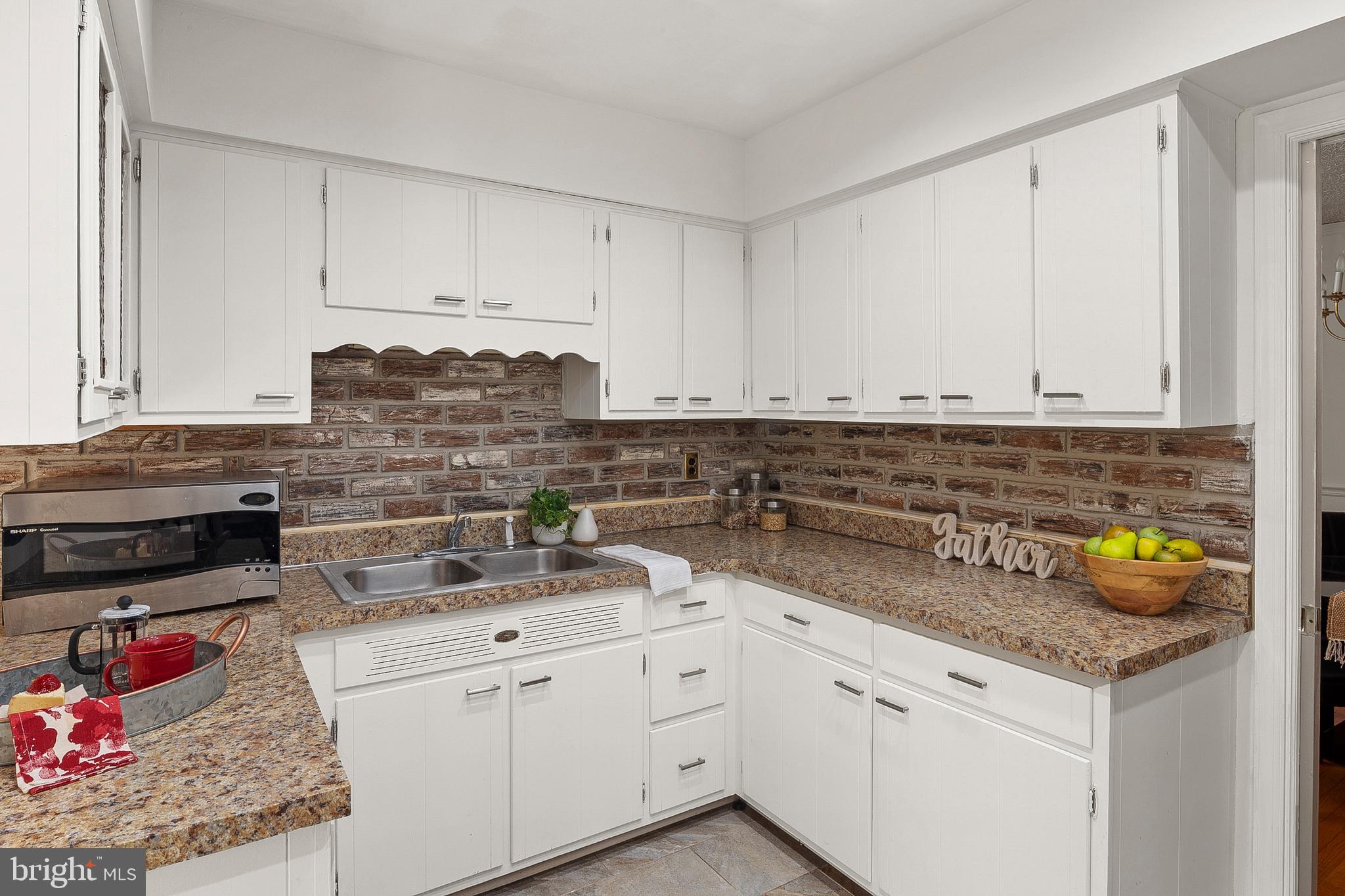 BROOKWOOD - Residential