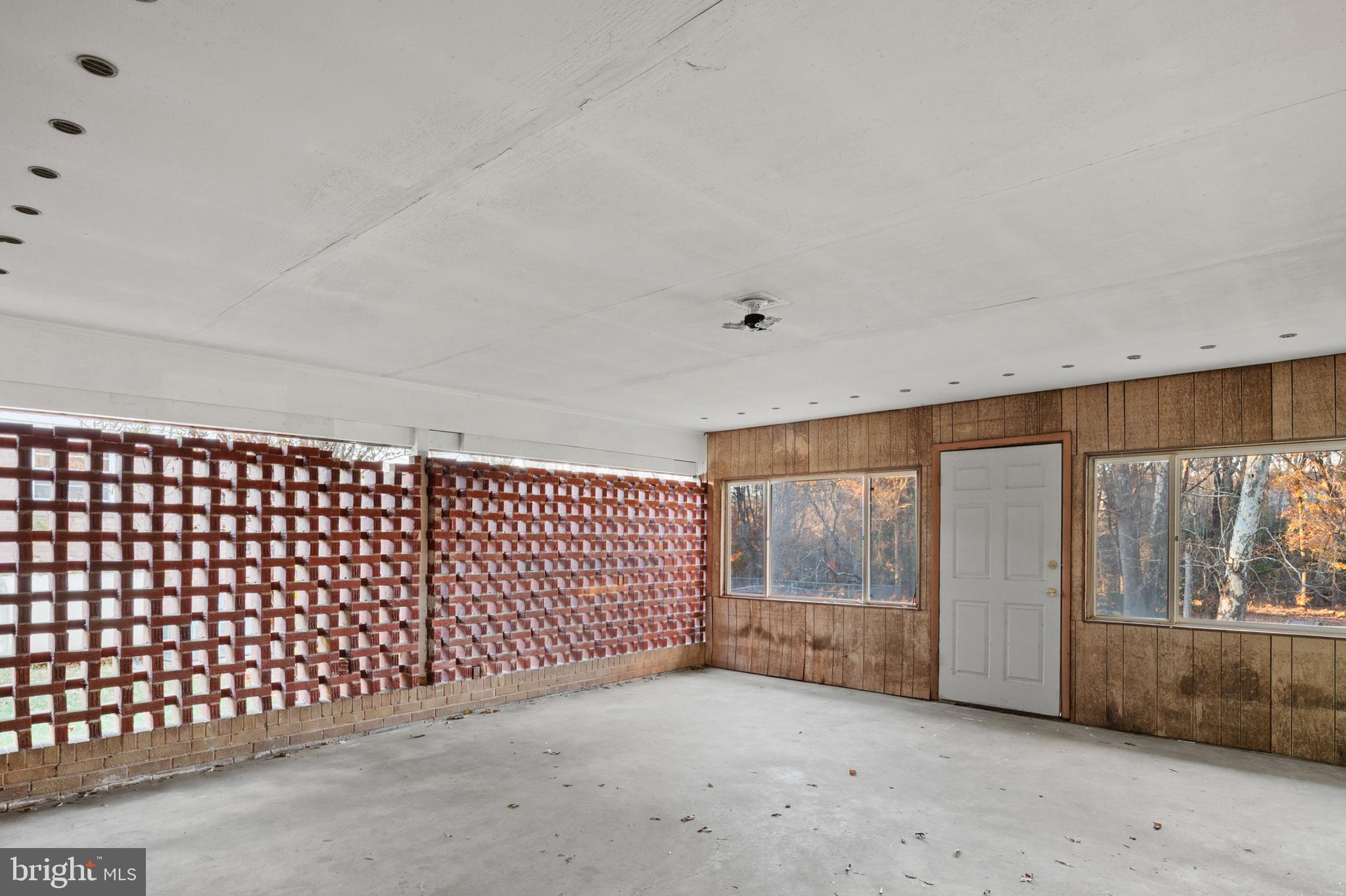 BROOKWOOD - Residential