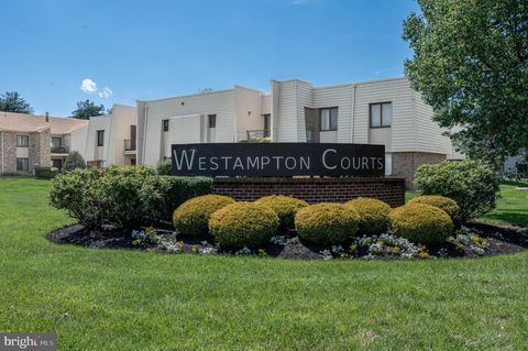 Photo of 1008 Arborley Court, WESTAMPTON, NJ 08060 (MLS # NJBL2111538)