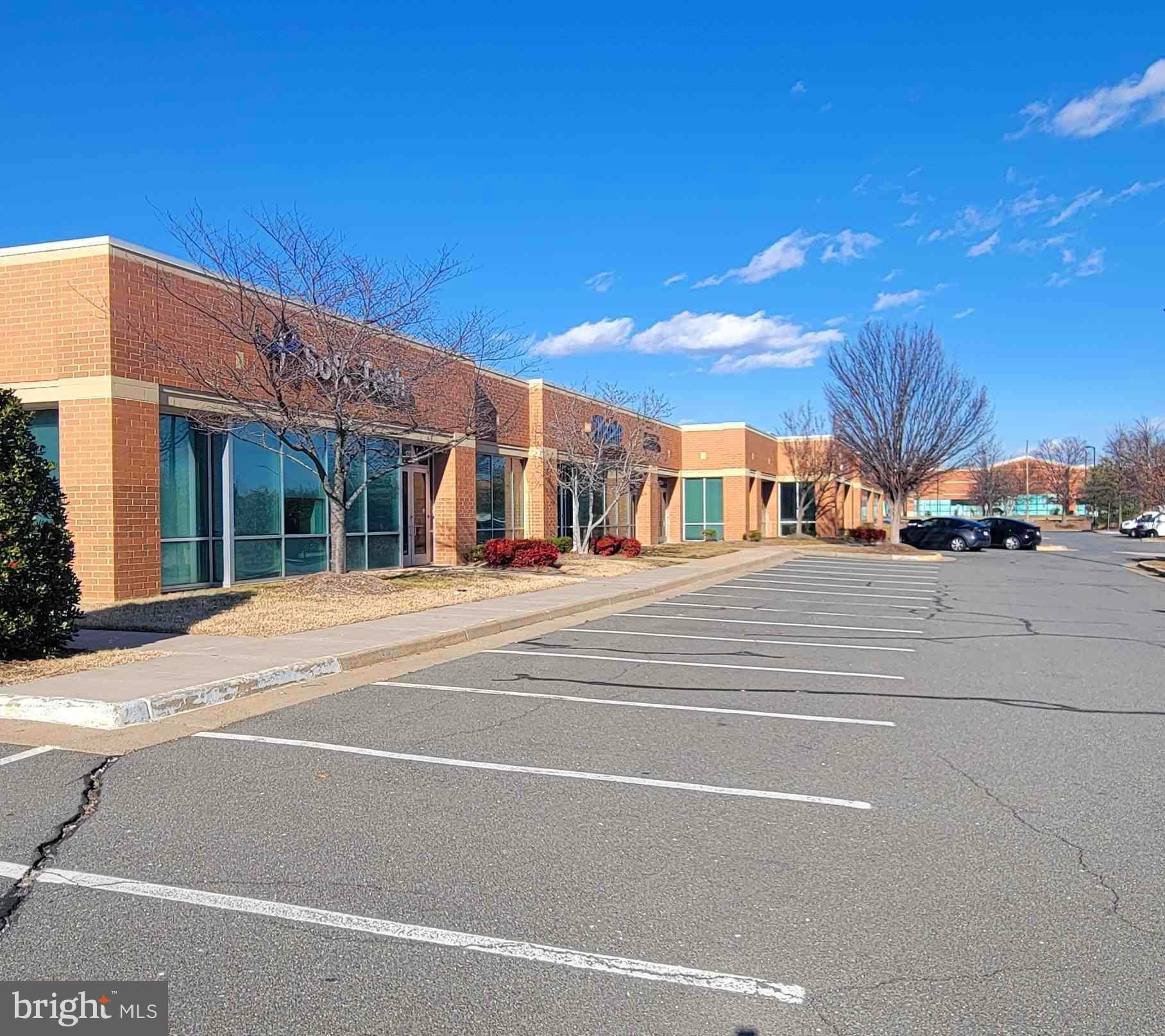 4229 LAFAYETTE CENTER DRIVE 1600