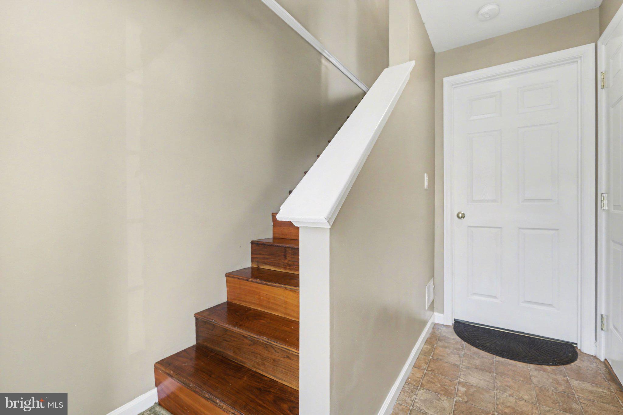 JACKSON HEIGHTS - Residential