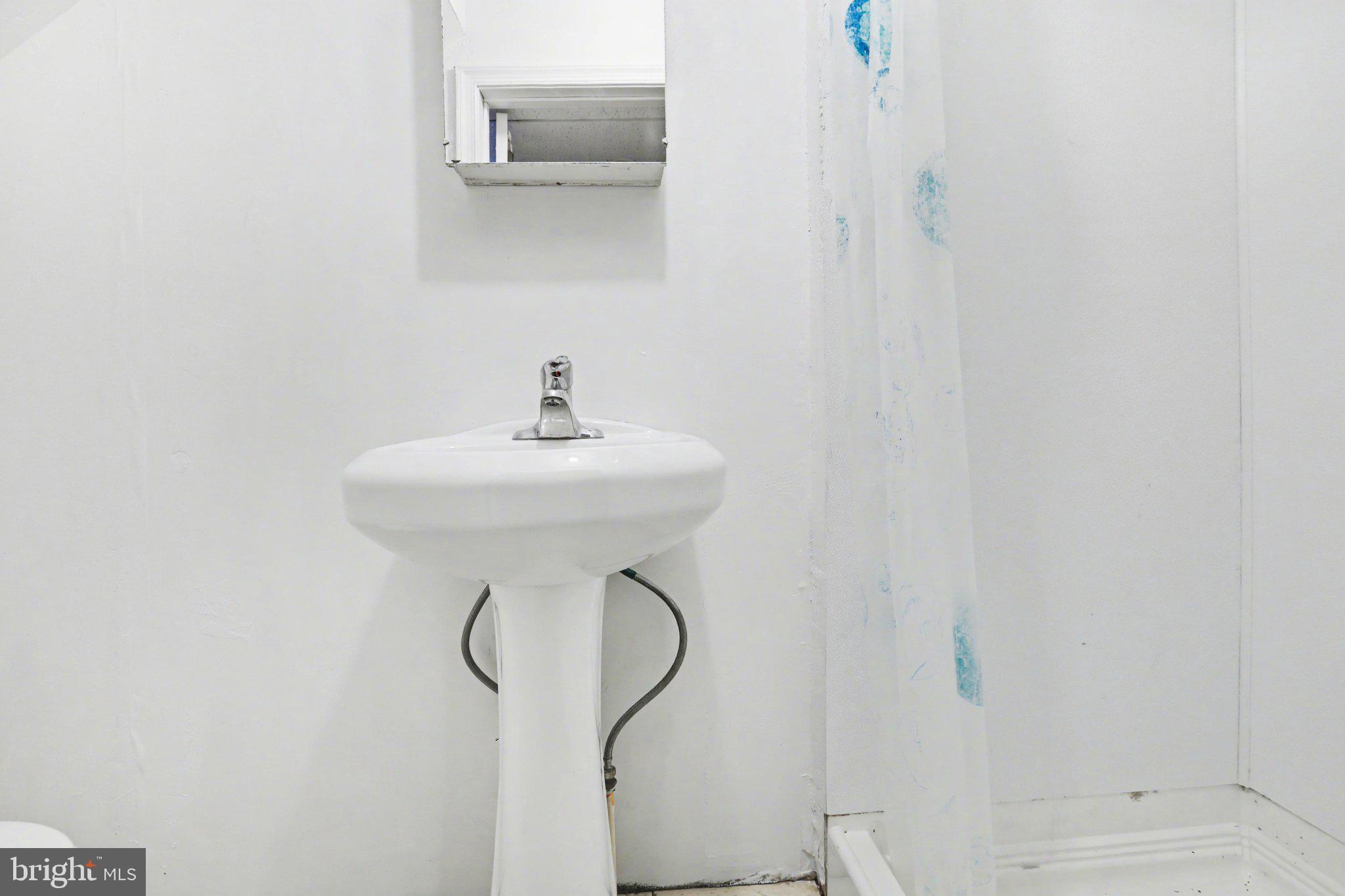 JACKSON HEIGHTS - Residential