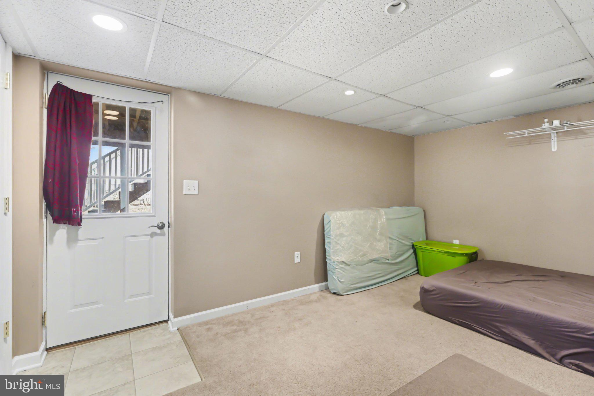 JACKSON HEIGHTS - Residential