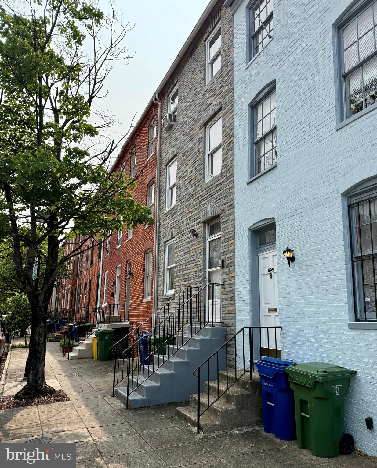 Ridgely’s Delight is a friendly, diverse neighborhood near downtown Baltimore. Its tree-lined streets and quaint row houses convey a sense of historic charm. Residents are walking distance from the Babe Ruth Museum , Camden Yards, Ravens Stadium, and the Inner Harbor, and many of Baltimore’s other attractions. An actively engaged community helps make Ridgely’s feel like home to newcomers and long-time residents alike.
When you step into Ridgely’s Delight, it feels like a quiet refuge from the bustling city. You might find families with young children enjoying the recently renovated playground, or residents strolling through the spacious Conway Street Park. Neighbors greet each other in the street as they pass by. If you like the idea of a tight-knit community but want all the conveniences of an urban neighborhood, consider coming to Ridgely’s Delight!
The location is well demanded among University of Maryland students and staff, in addition to those working at other large and small companies in the immediate area. Access to major commuter routes is optimal, with I-395, I-95, MD-295 and I-83 all easily accessible from the location
This rare 4 bedroom and 3.5 bathroom townhome offers a half bathroom and a totally updated kitchen (on the main level) that overlooks a cute yard. All of the bathrooms have been remodeled and are beautiful. The basement is full and recently waterproofed and has ton of storage and a washer and dryer. Call today for a private tour! Currently rented at $3400 per month + utilities. All licensing, MDE certificates are up to date and available. Motivated sellers - all offers welcome!