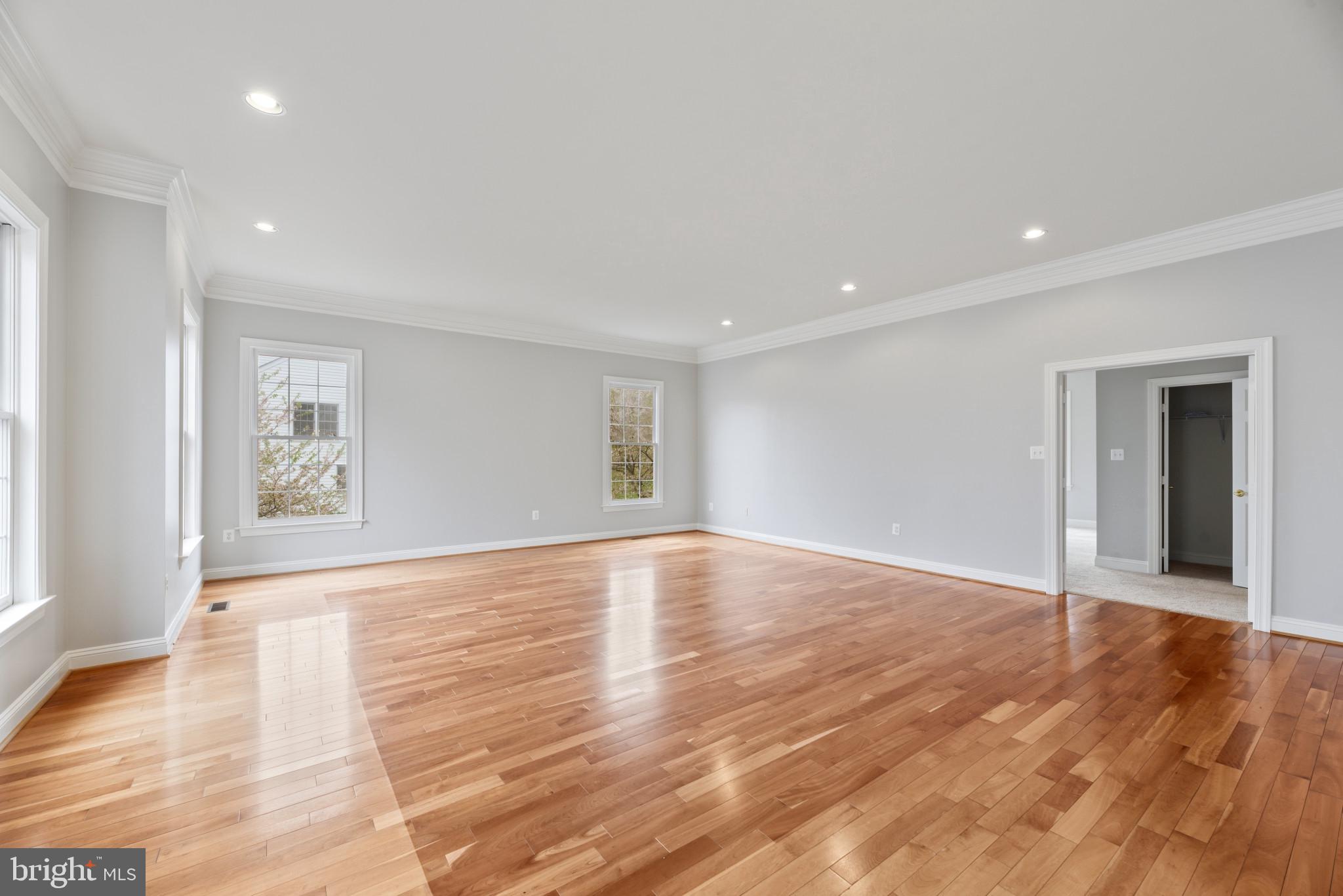 HAMPSHIRE GREENS - Residential