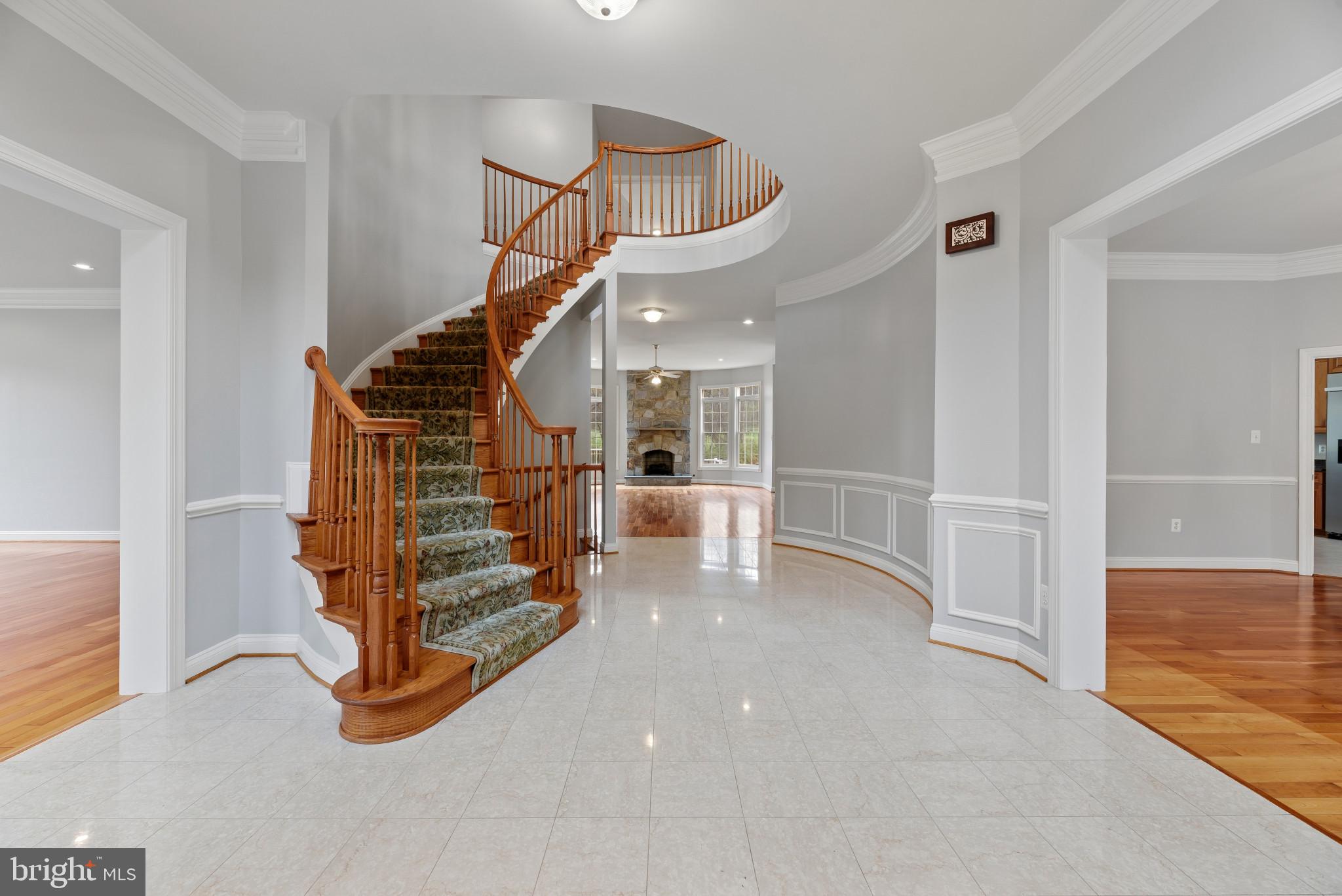 HAMPSHIRE GREENS - Residential