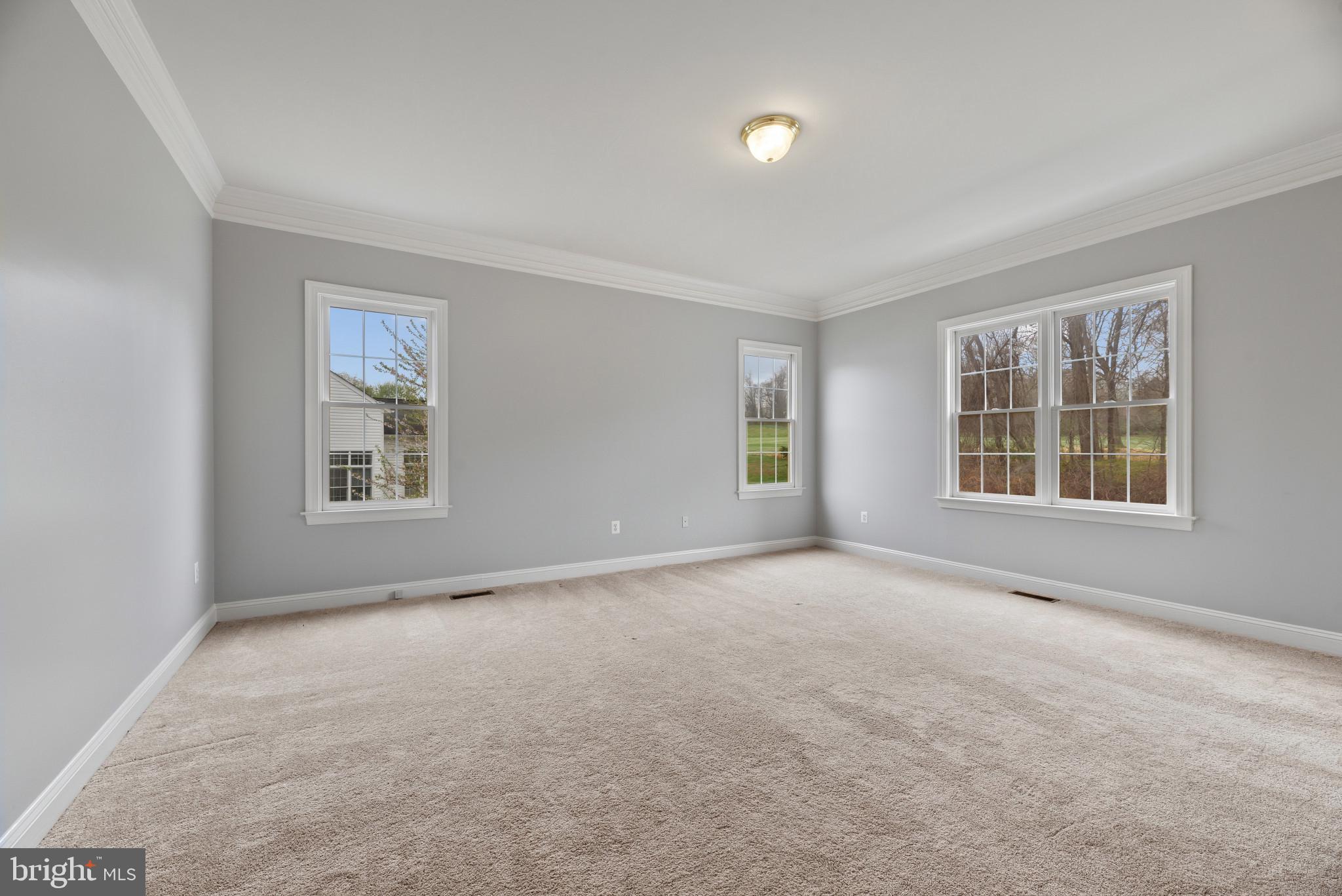 HAMPSHIRE GREENS - Residential