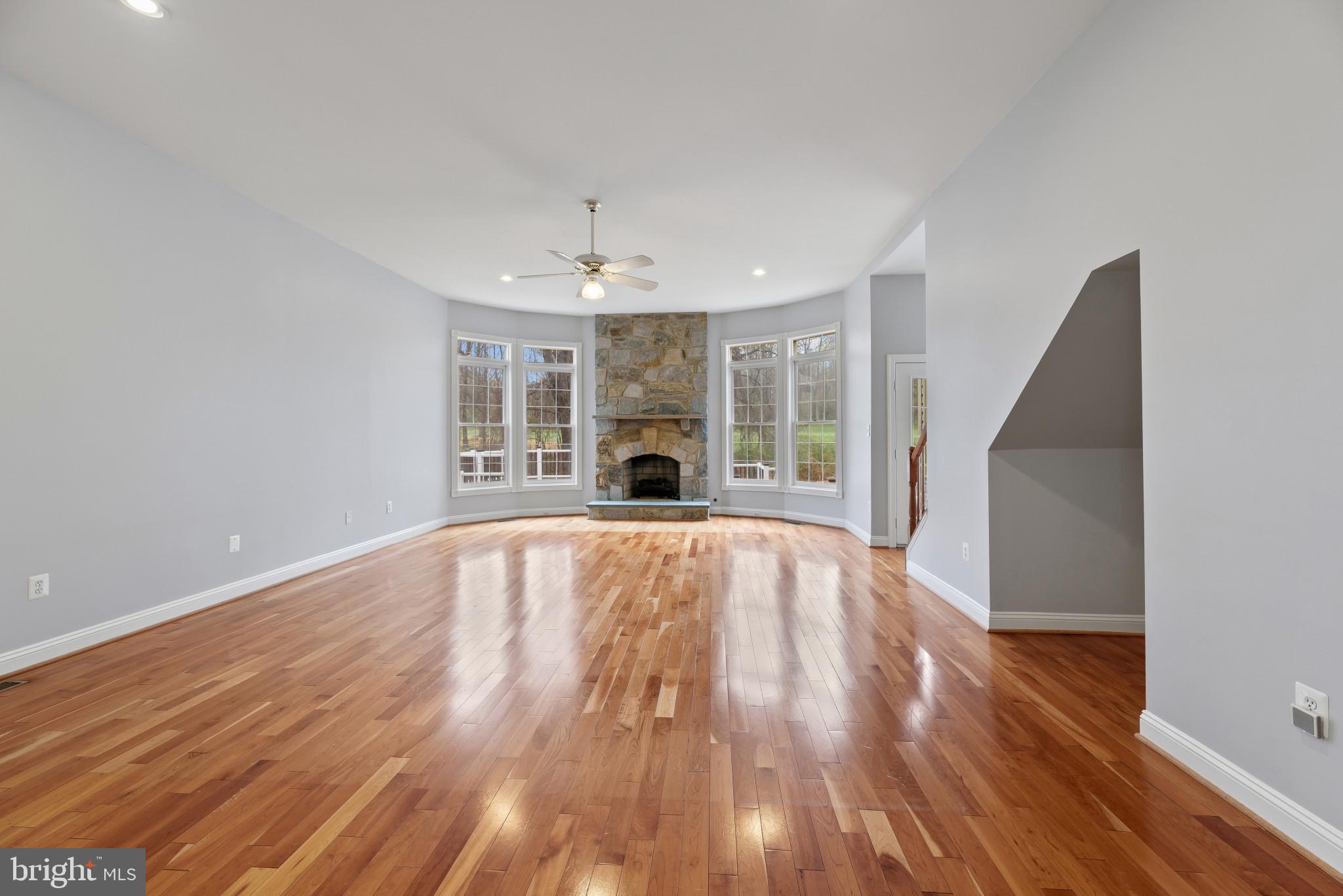 HAMPSHIRE GREENS - Residential