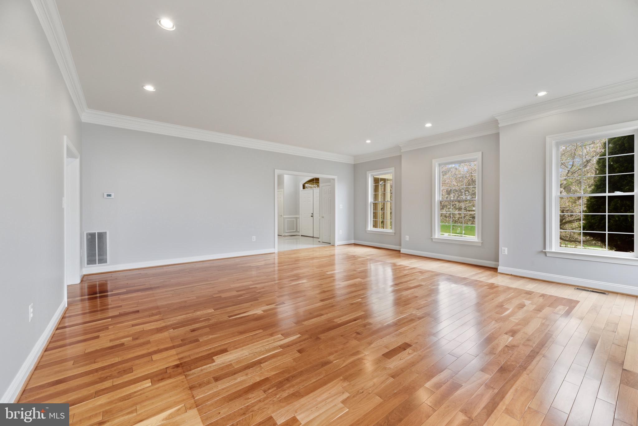 HAMPSHIRE GREENS - Residential