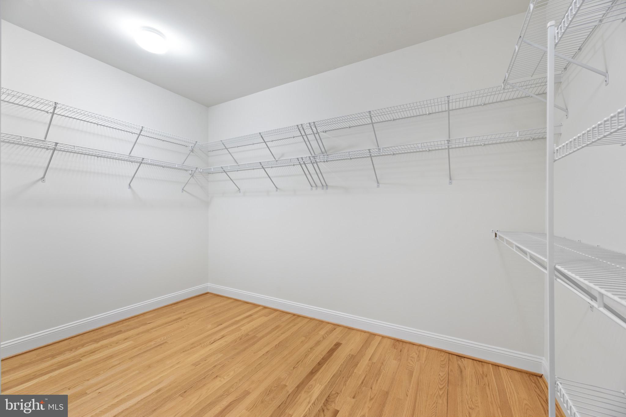 HAMPSHIRE GREENS - Residential