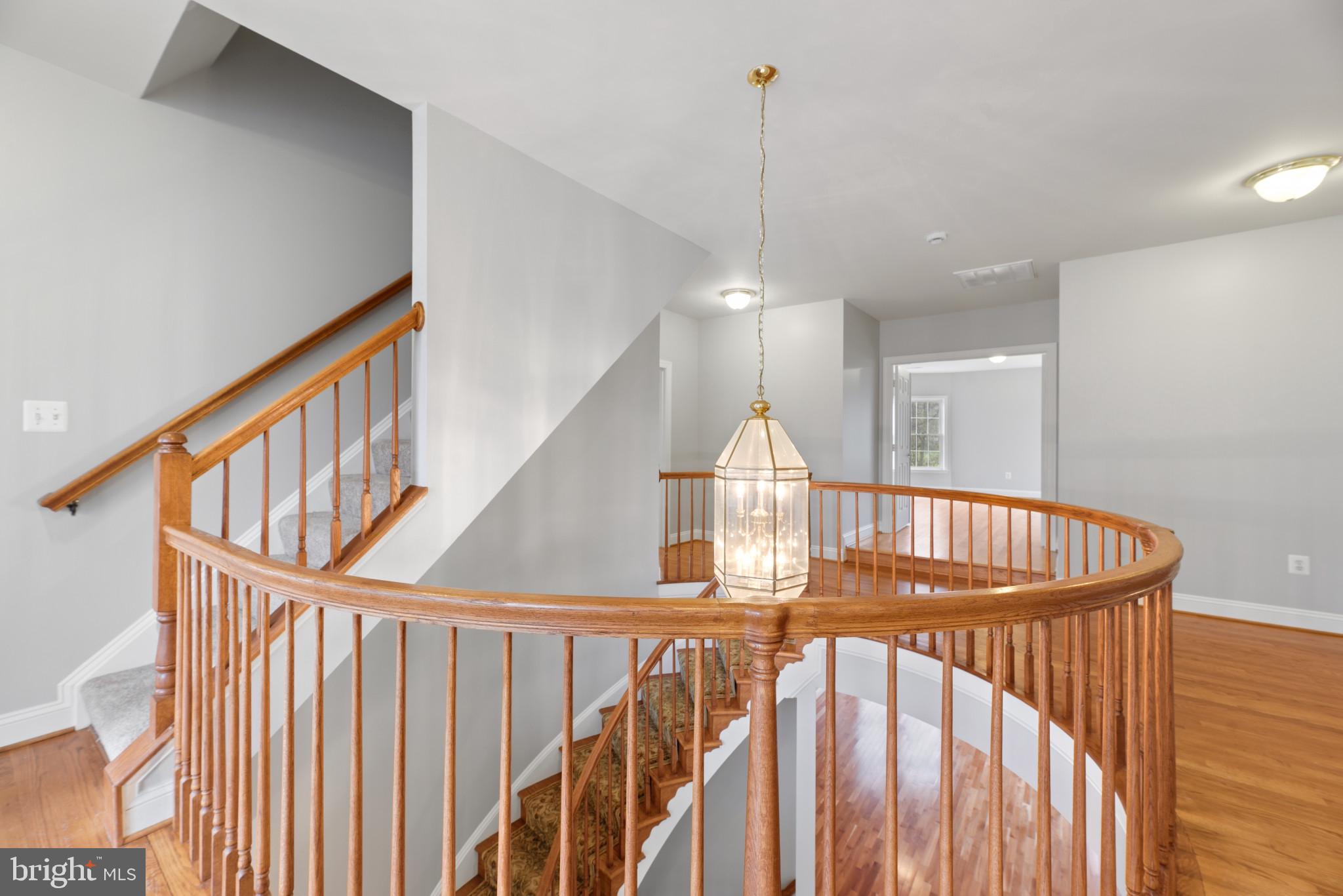 HAMPSHIRE GREENS - Residential