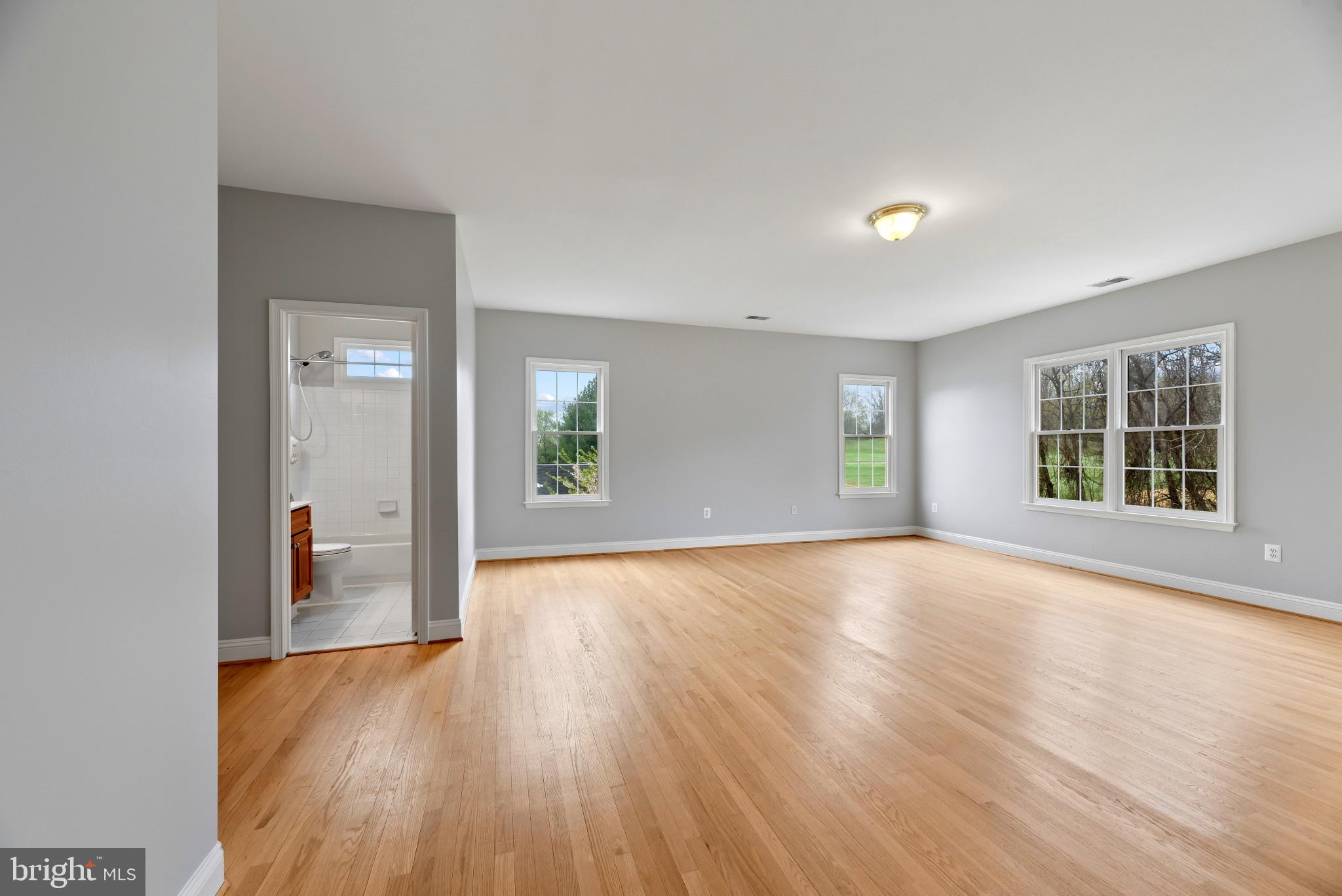 HAMPSHIRE GREENS - Residential