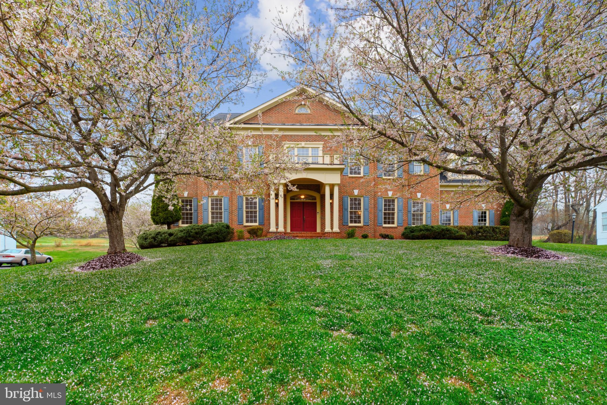 HAMPSHIRE GREENS - Residential