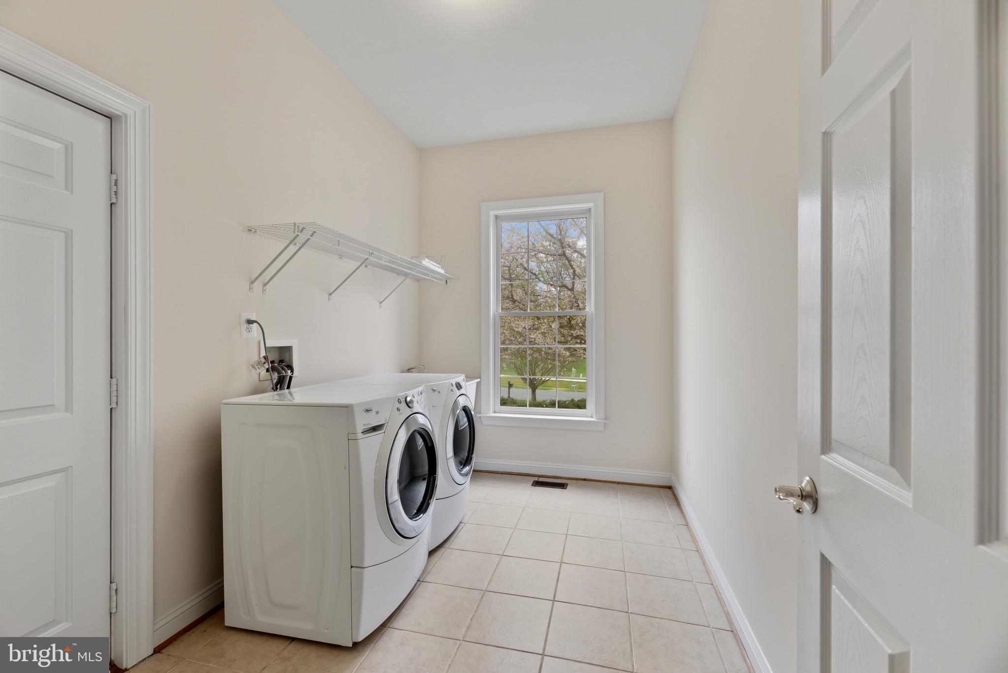 HAMPSHIRE GREENS - Residential