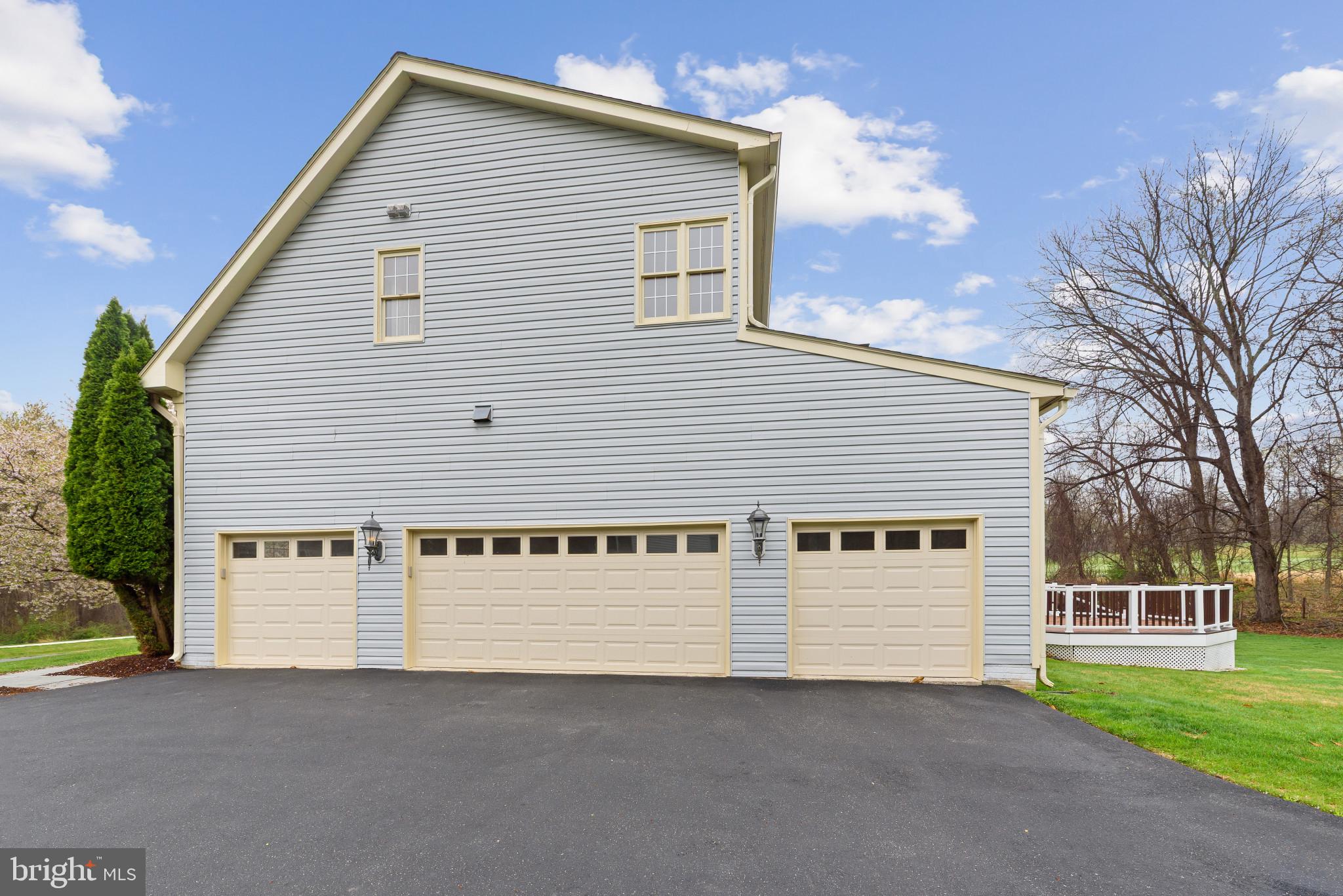 HAMPSHIRE GREENS - Residential