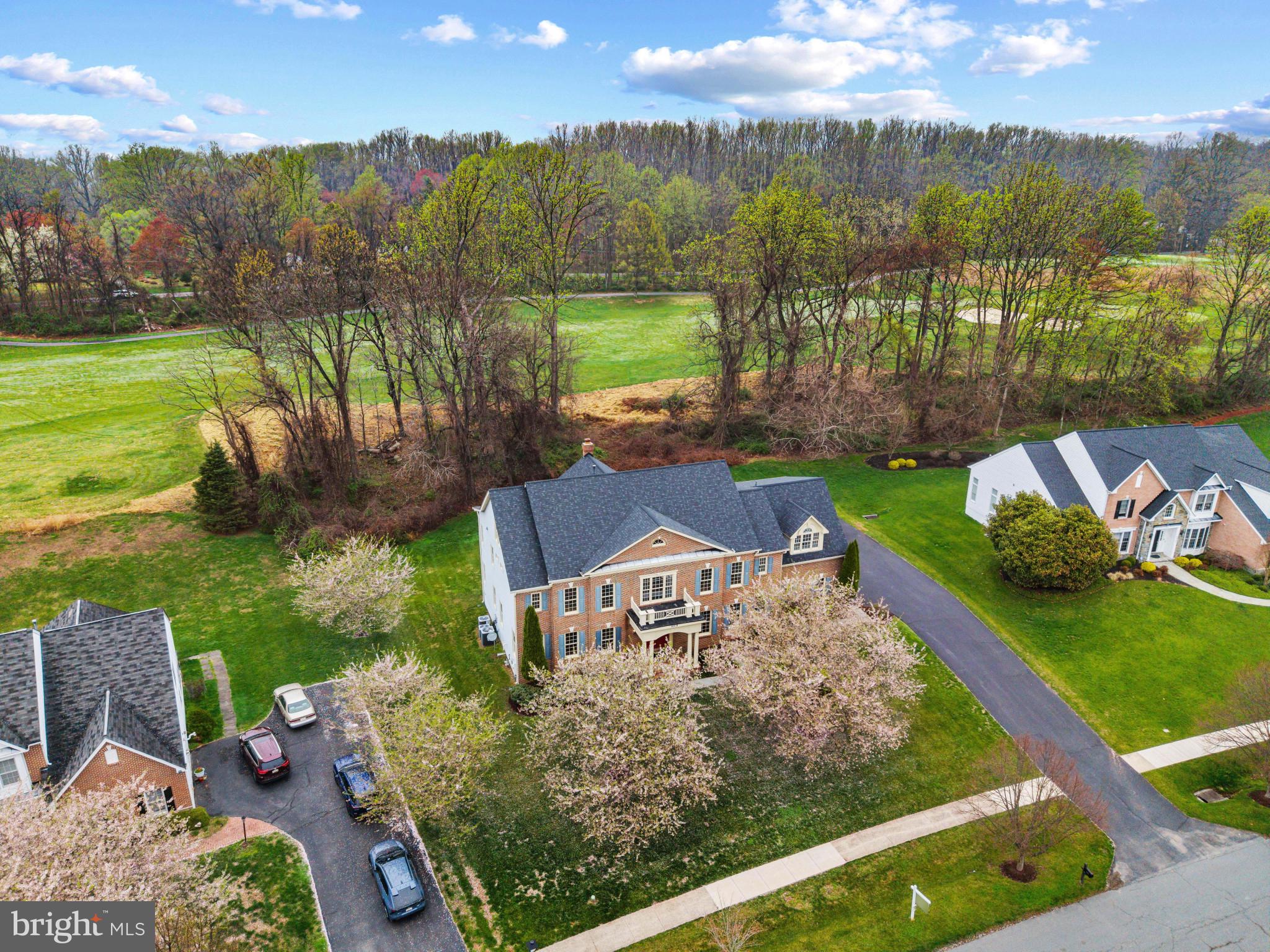 HAMPSHIRE GREENS - Residential